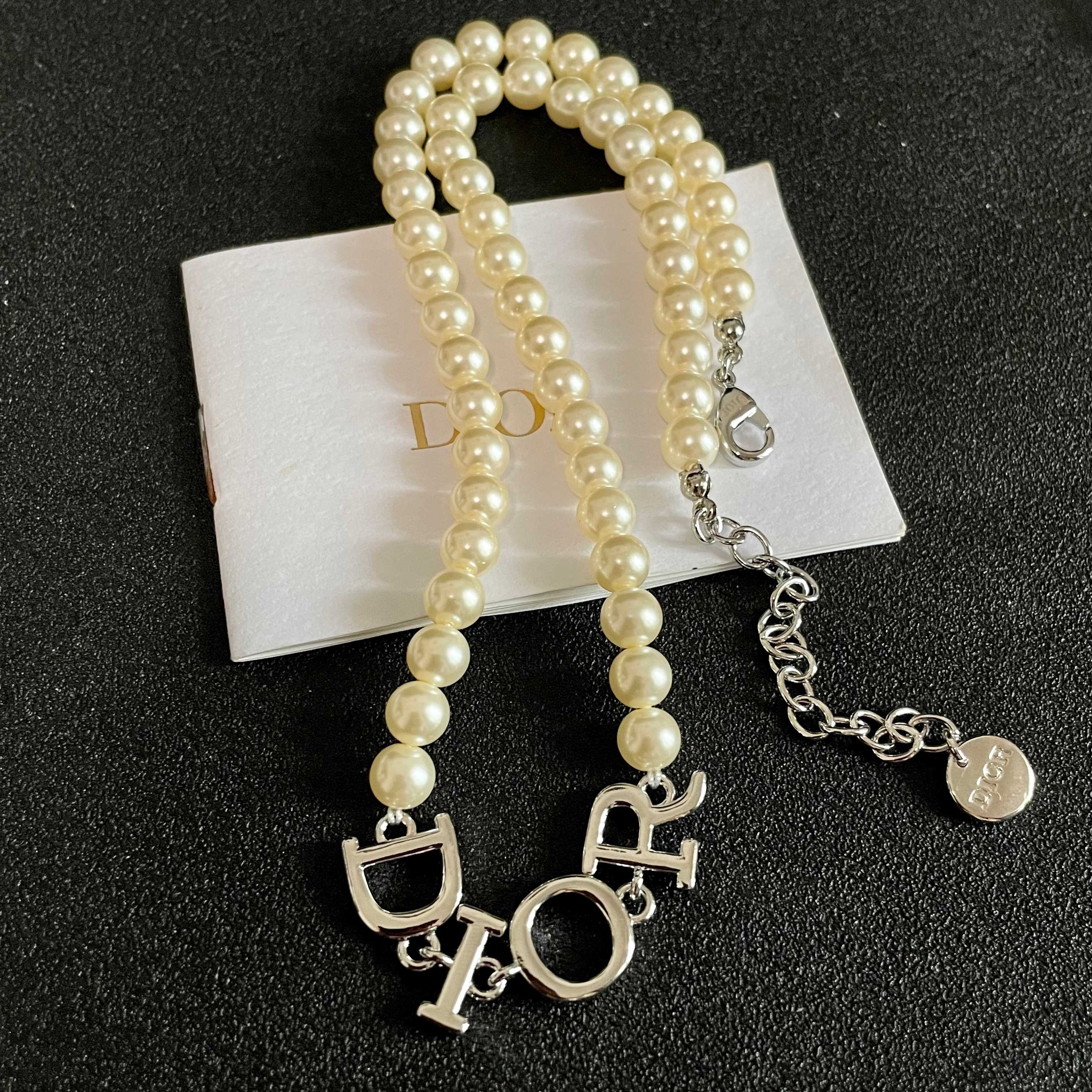 👑Dior 迪奥  中古 项链 专柜一致上新 精选原版一致 黄铜材质 甜美气质高雅.