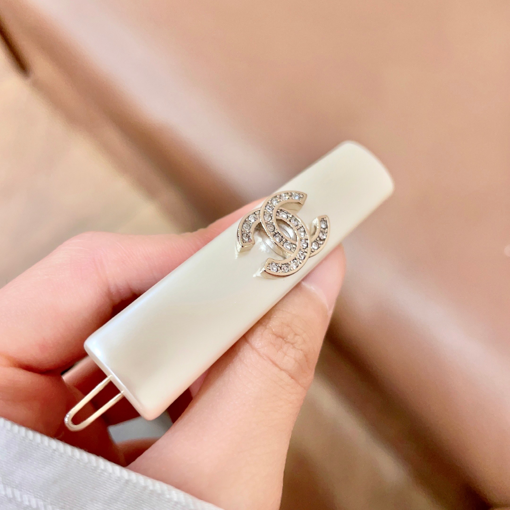 🛍小香发夹热销款火爆上新❣🛍同步专柜‼独家高端品质实拍图‼代购级别‼做工精致细腻👍重工版本😎超级仙女唯美