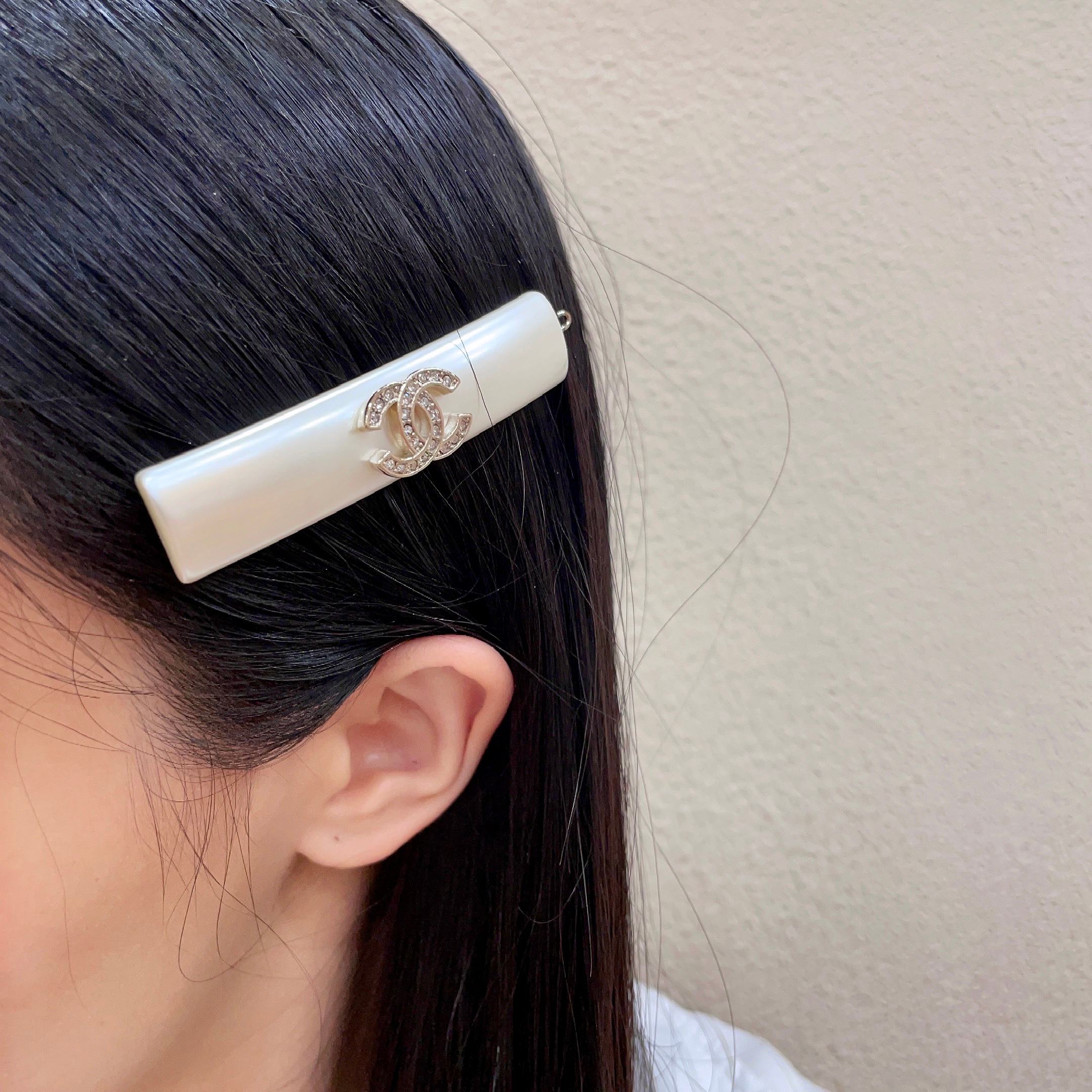 🛍小香发夹热销款火爆上新❣🛍同步专柜‼独家高端品质实拍图‼代购级别‼做工精致细腻👍重工版本😎超级仙女唯美