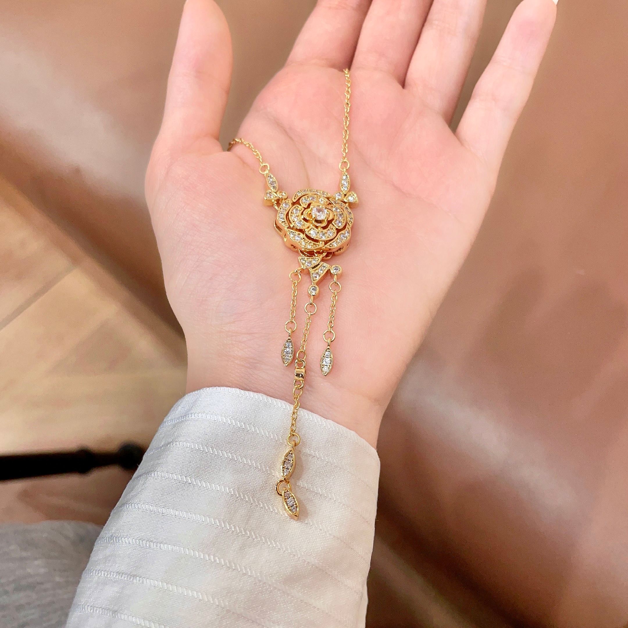 Chanel香奈儿 中古 项链👀小香家的款式真心无需多介绍😘🎶每一款都超好看，精致大方，非常显气质.