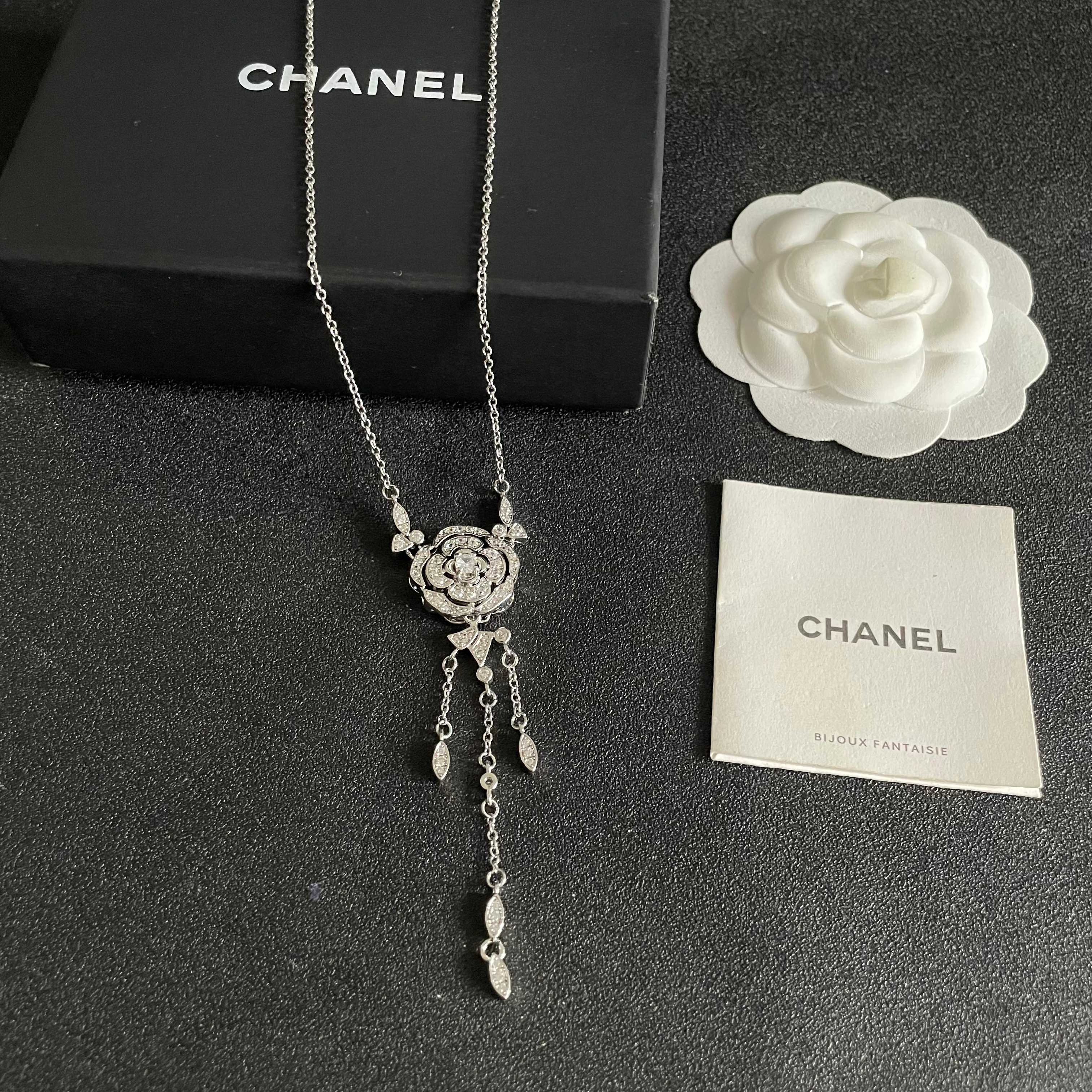 Chanel香奈儿 中古 项链👀小香家的款式真心无需多介绍😘🎶每一款都超好看，精致大方，非常显气质.