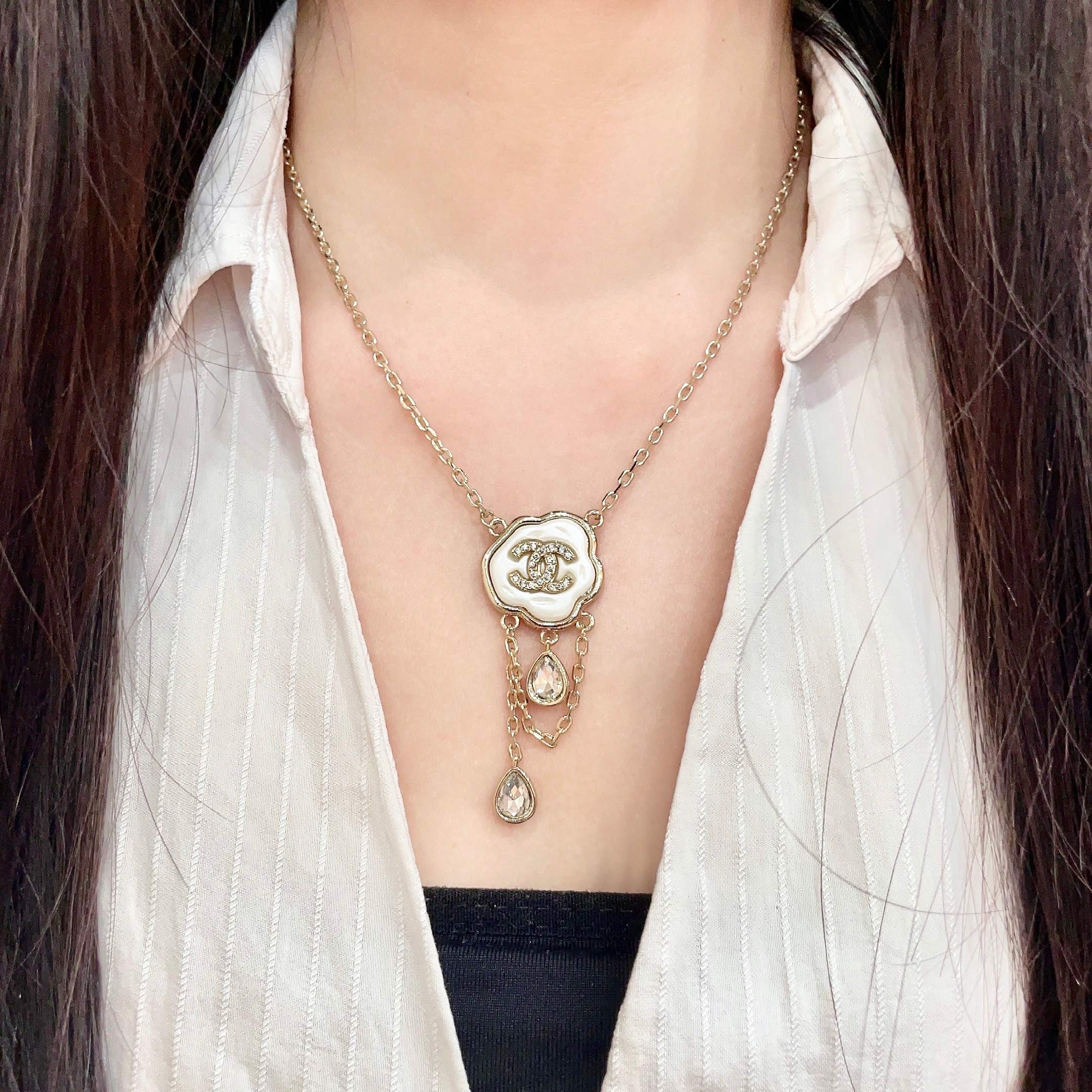 Chanel Haute Couture Haute Joaillerie Fine Jewelry Earrings Necklace 3