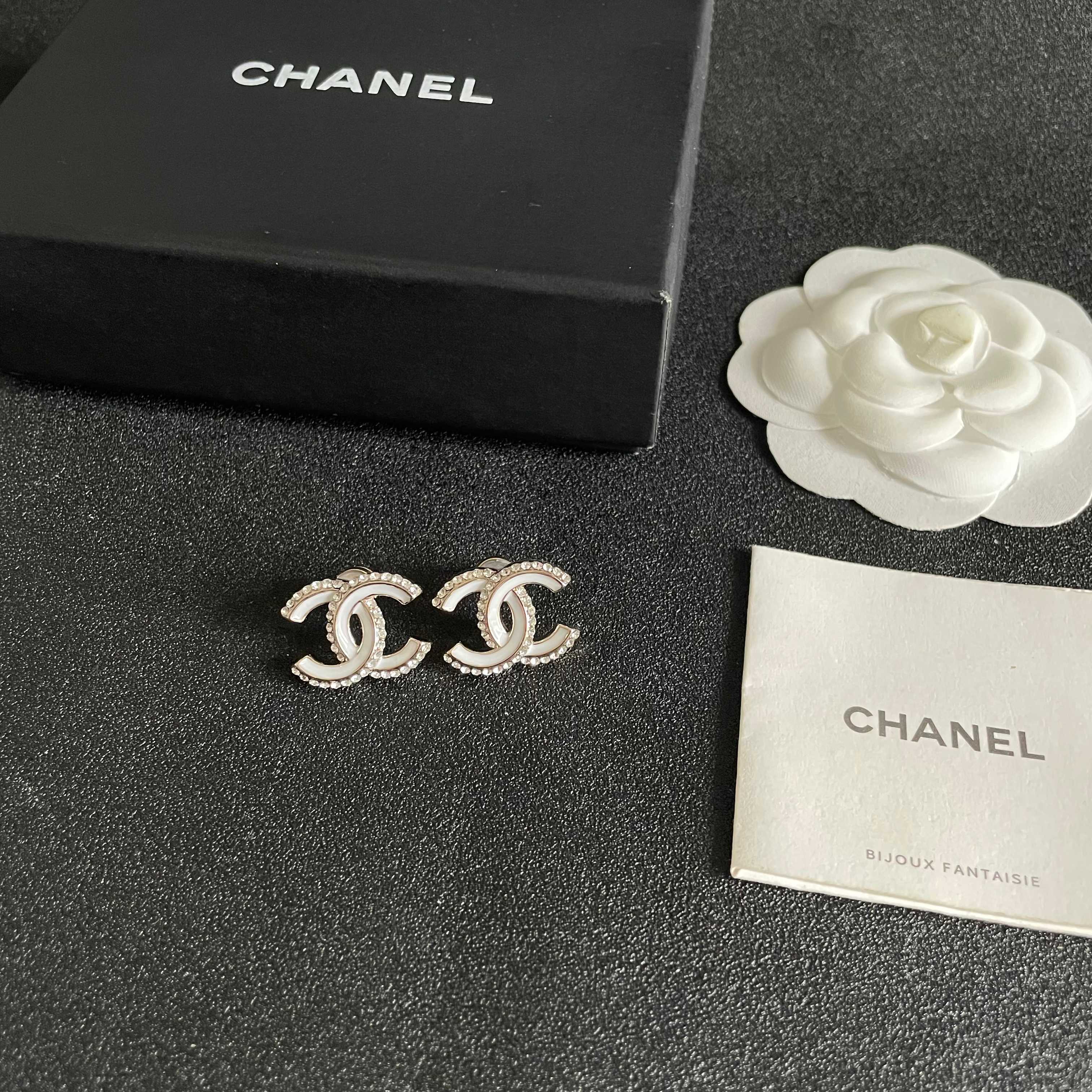 Chanel Haute Couture Haute Joaillerie Fine Jewelry Earrings Necklace 5