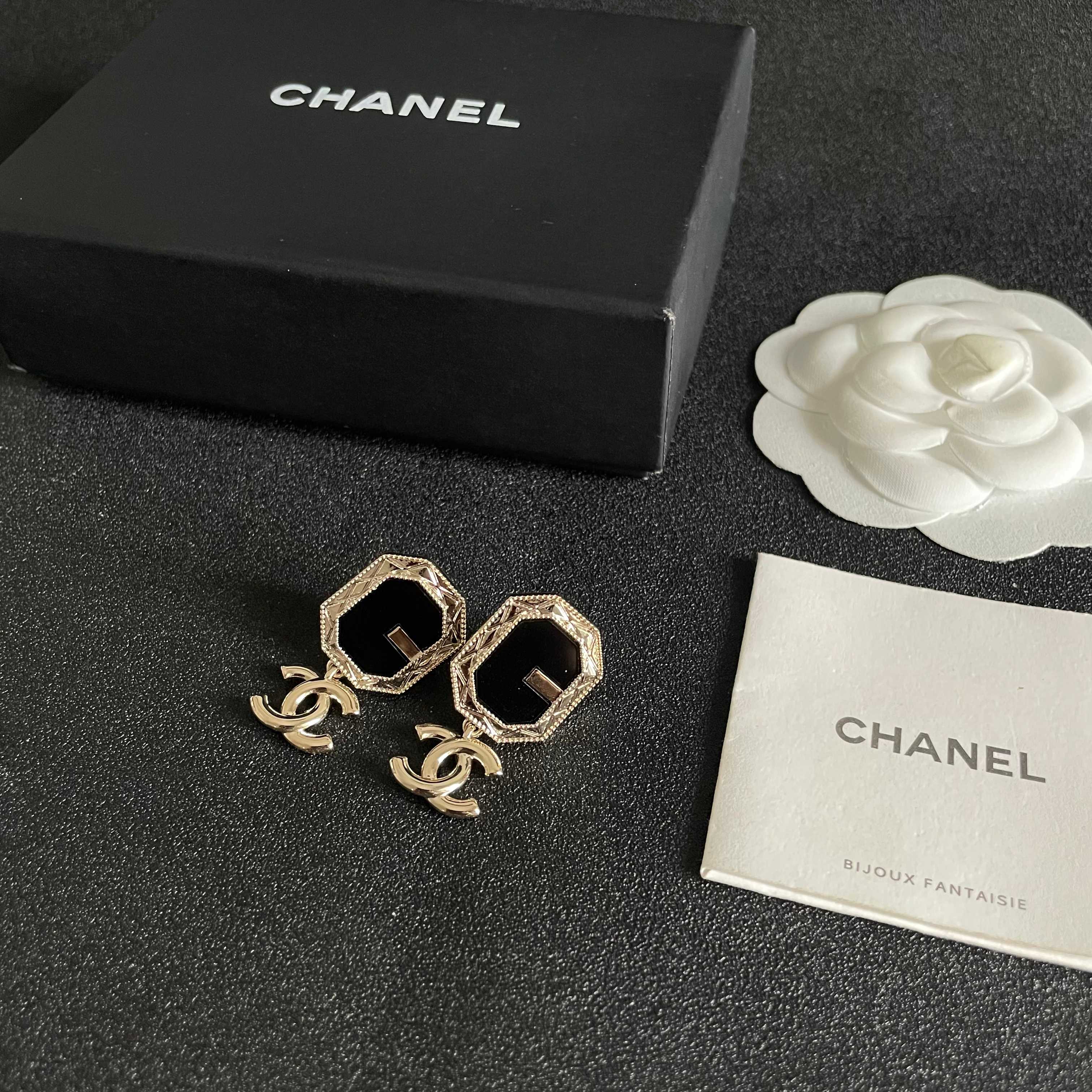 Chanel Haute Couture Haute Joaillerie Fine Jewelry Earrings Necklace 5