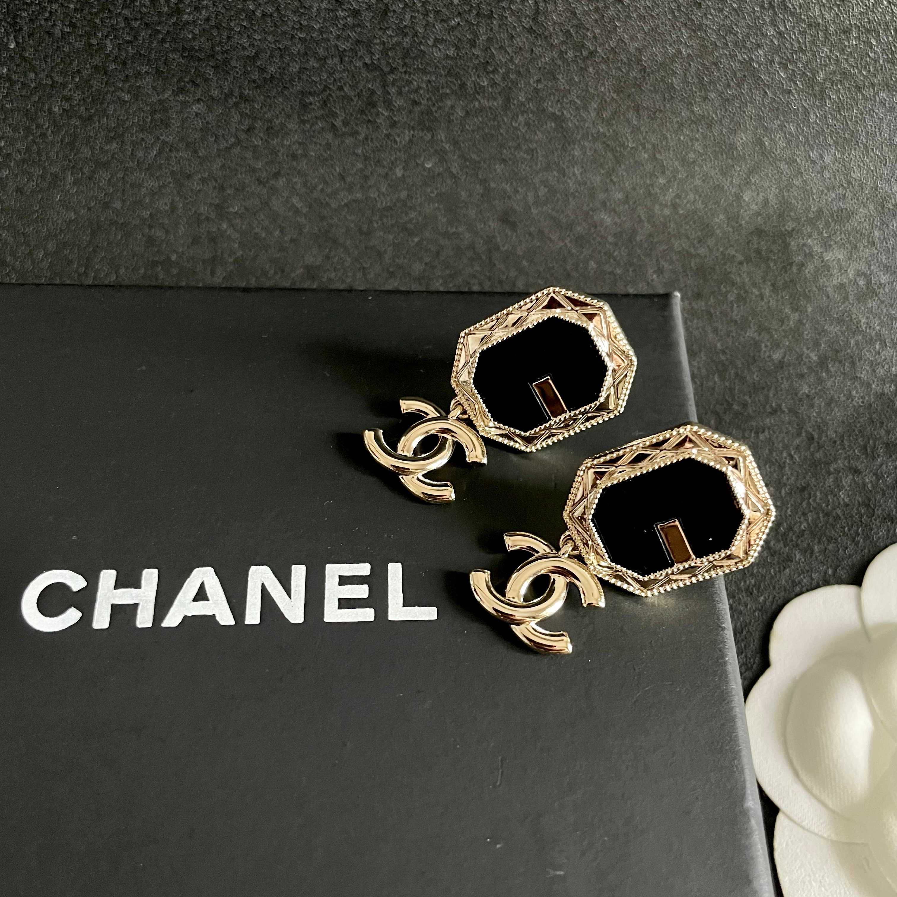 Chanel Haute Couture Haute Joaillerie Fine Jewelry Earrings Necklace 9