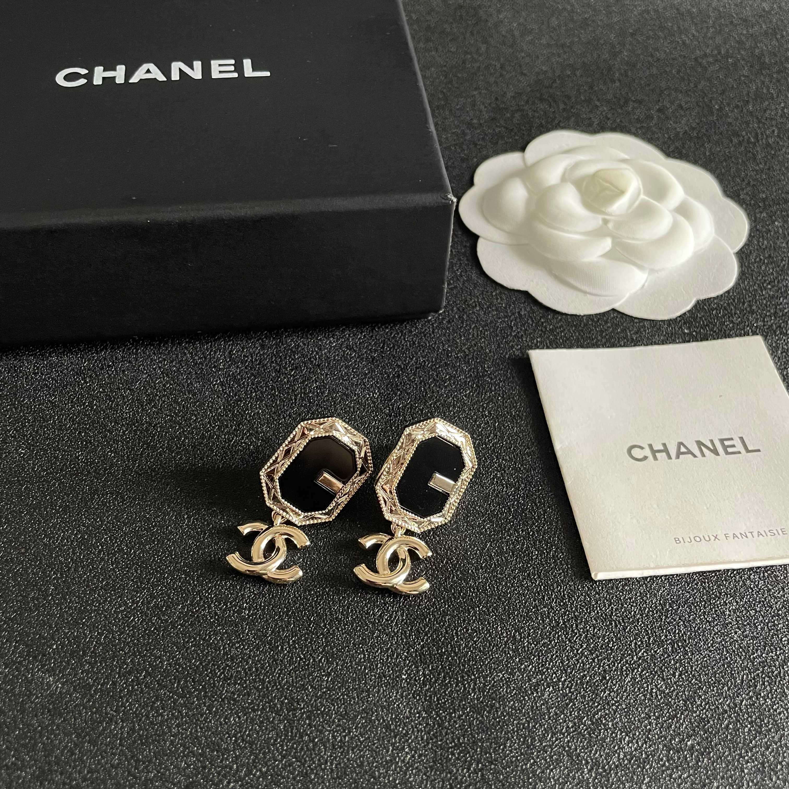 Chanel Haute Couture Haute Joaillerie Fine Jewelry Earrings Necklace 6