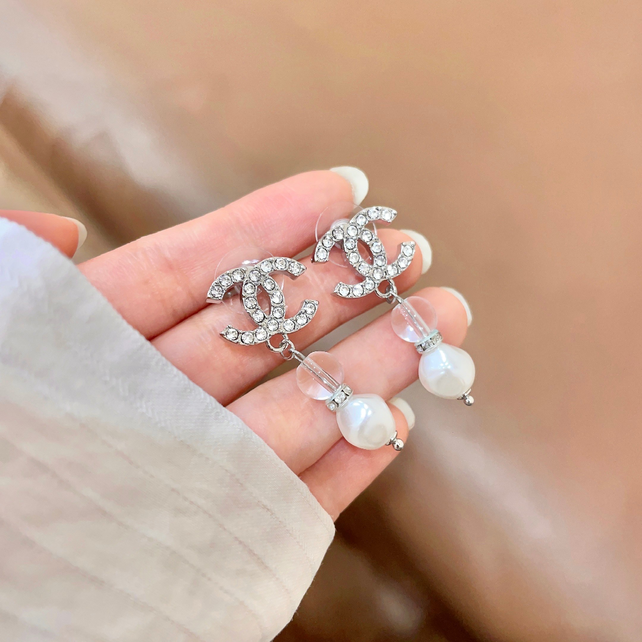 Chanel Haute Couture Haute Joaillerie Fine Jewelry Earrings Necklace 4