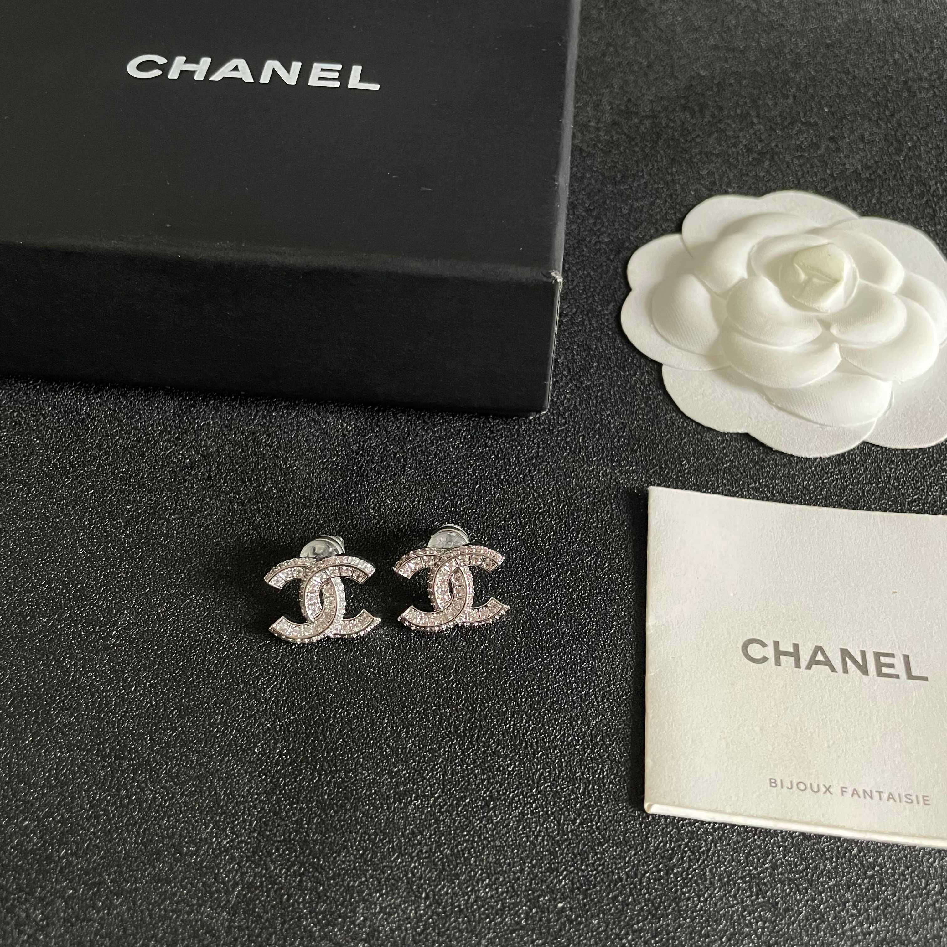 Chanel Haute Couture Haute Joaillerie Fine Jewelry Earrings Necklace 5