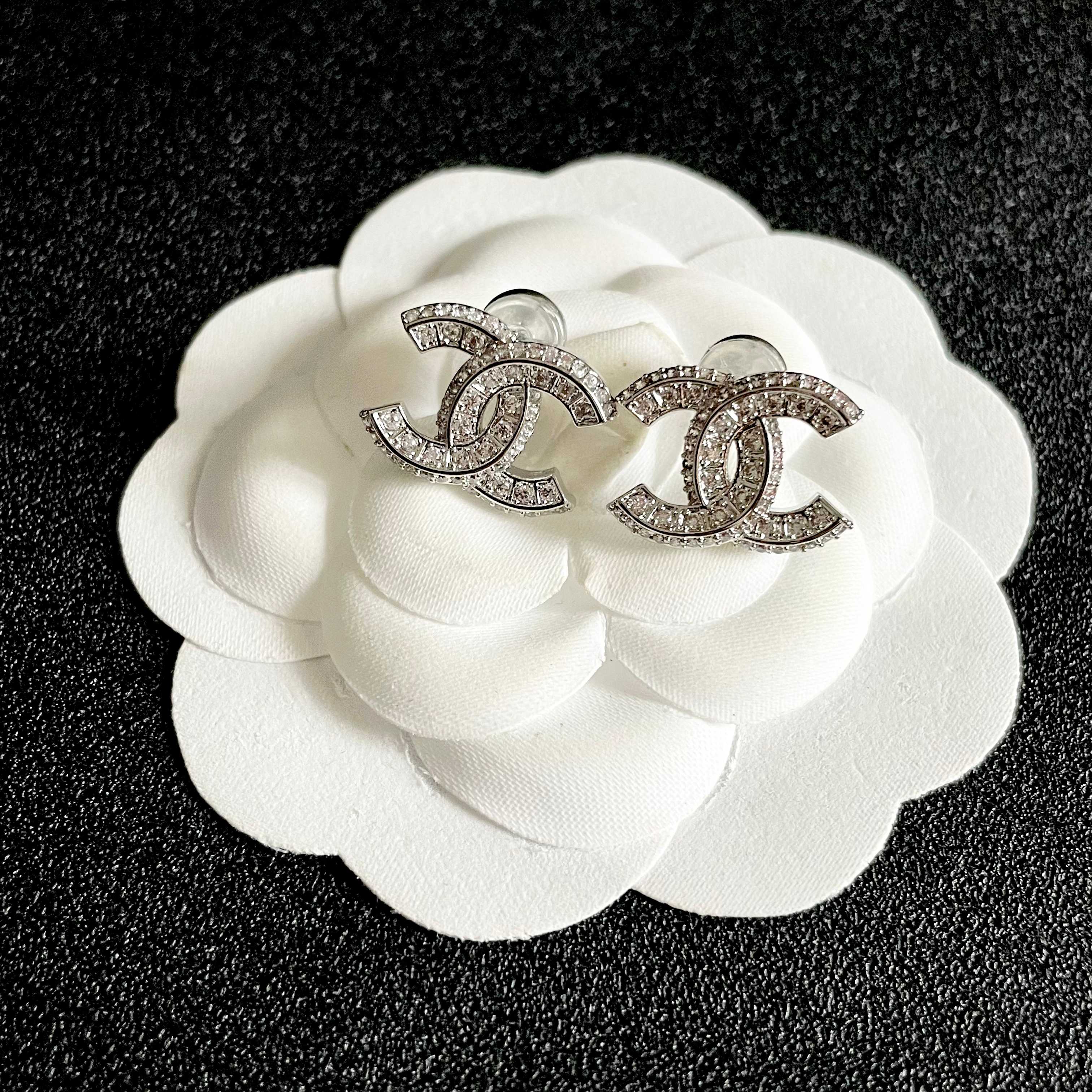 Chanel Haute Couture Haute Joaillerie Fine Jewelry Earrings Necklace 8