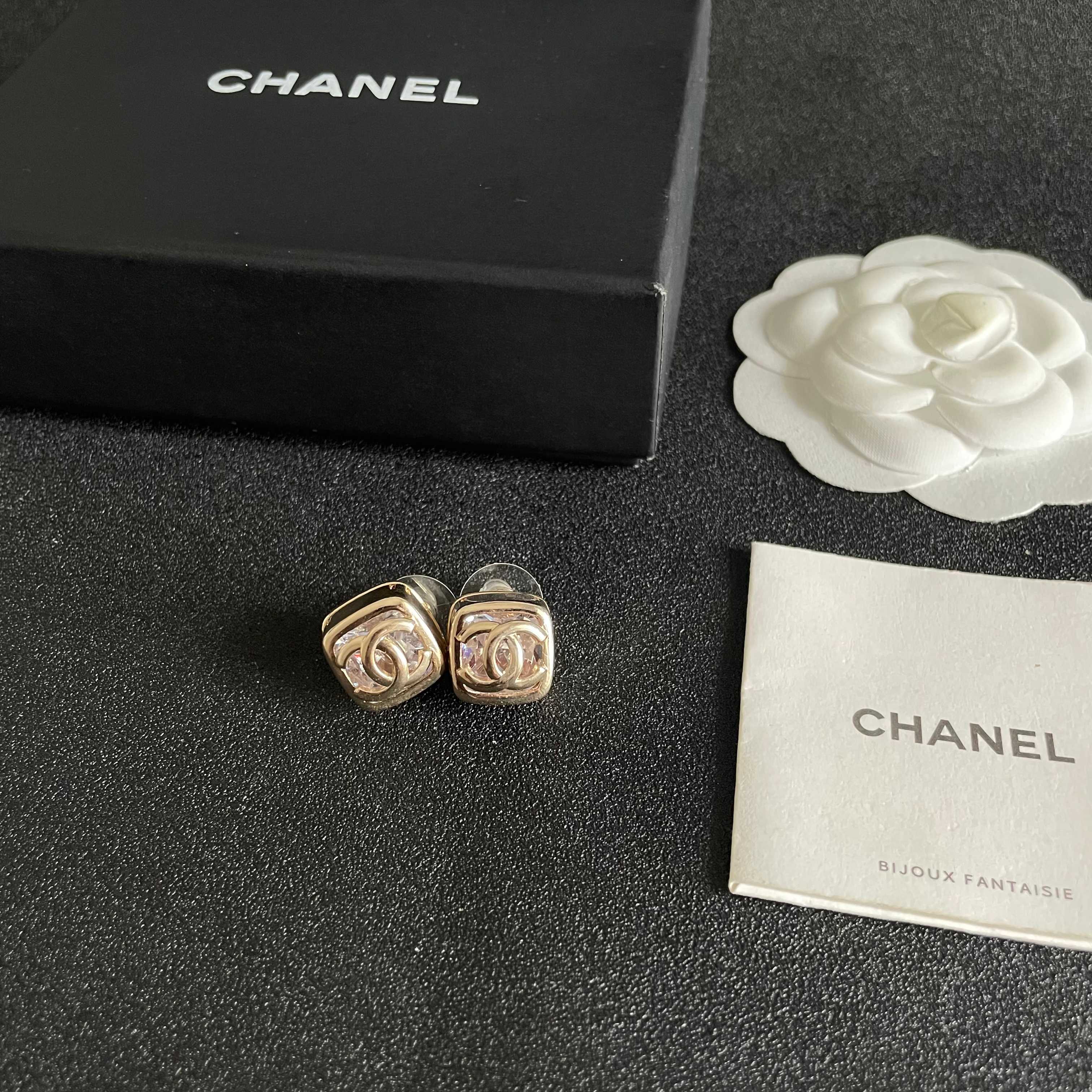 Chanel Haute Couture Haute Joaillerie Fine Jewelry Earrings Necklace 5