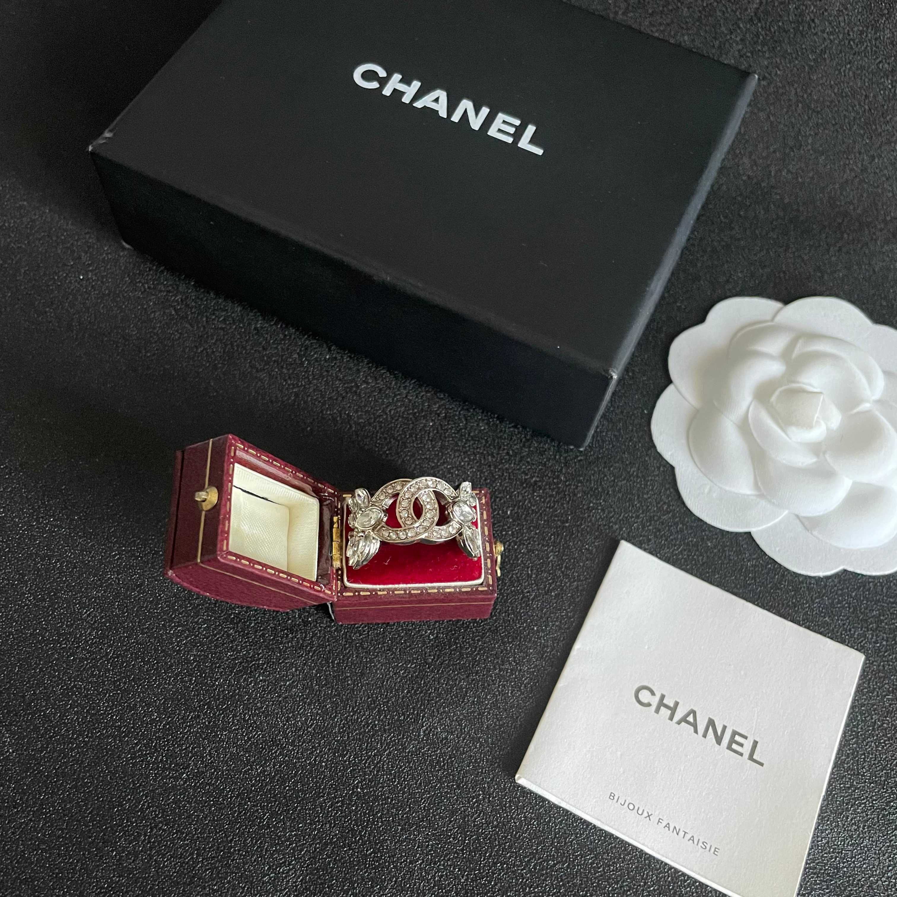 Chanel Haute Joaillerie Fine Jewelry Earrings Necklace Ring Ref.0A531DF8 5