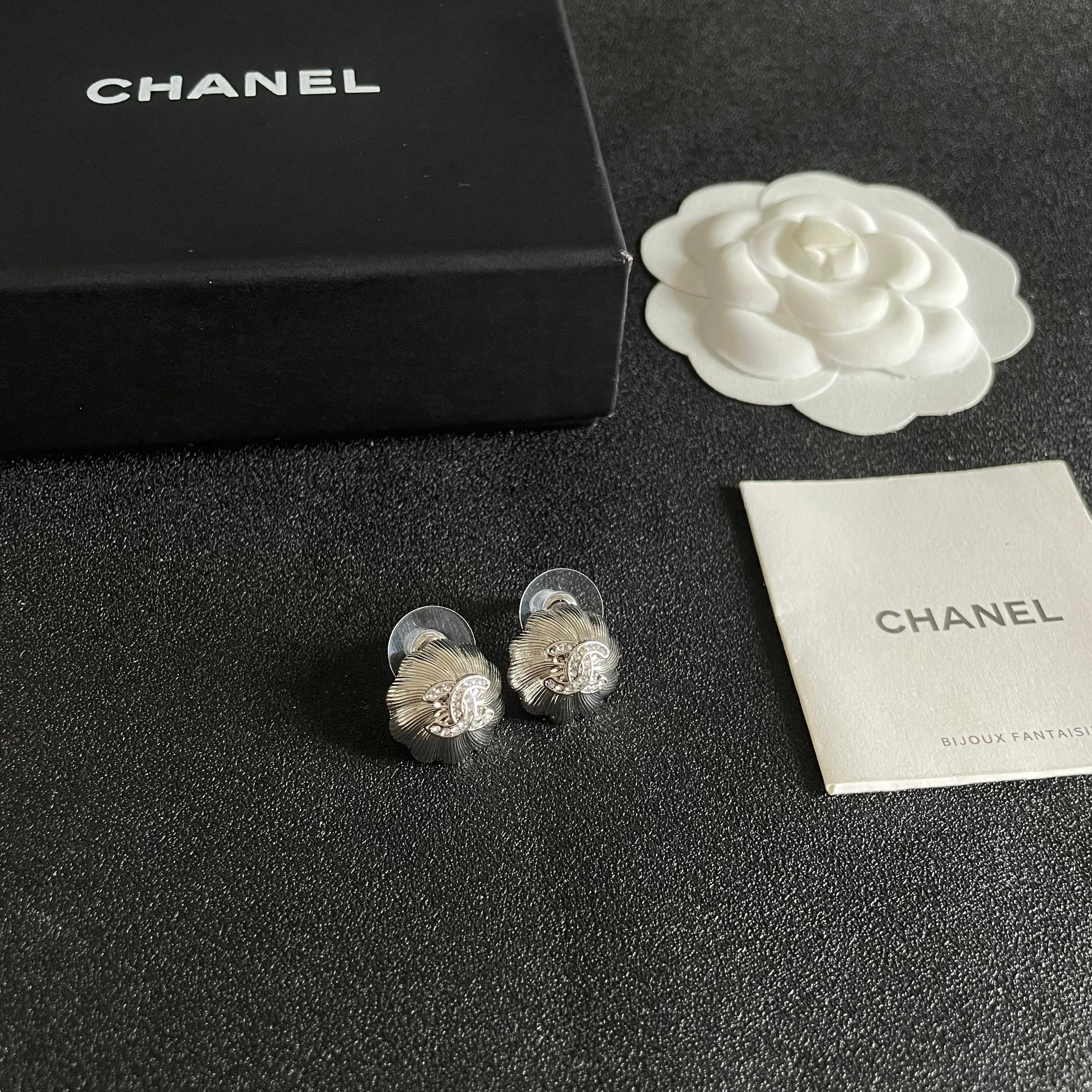 Chanel Haute Couture Haute Joaillerie Fine Jewelry Earrings Necklace 6