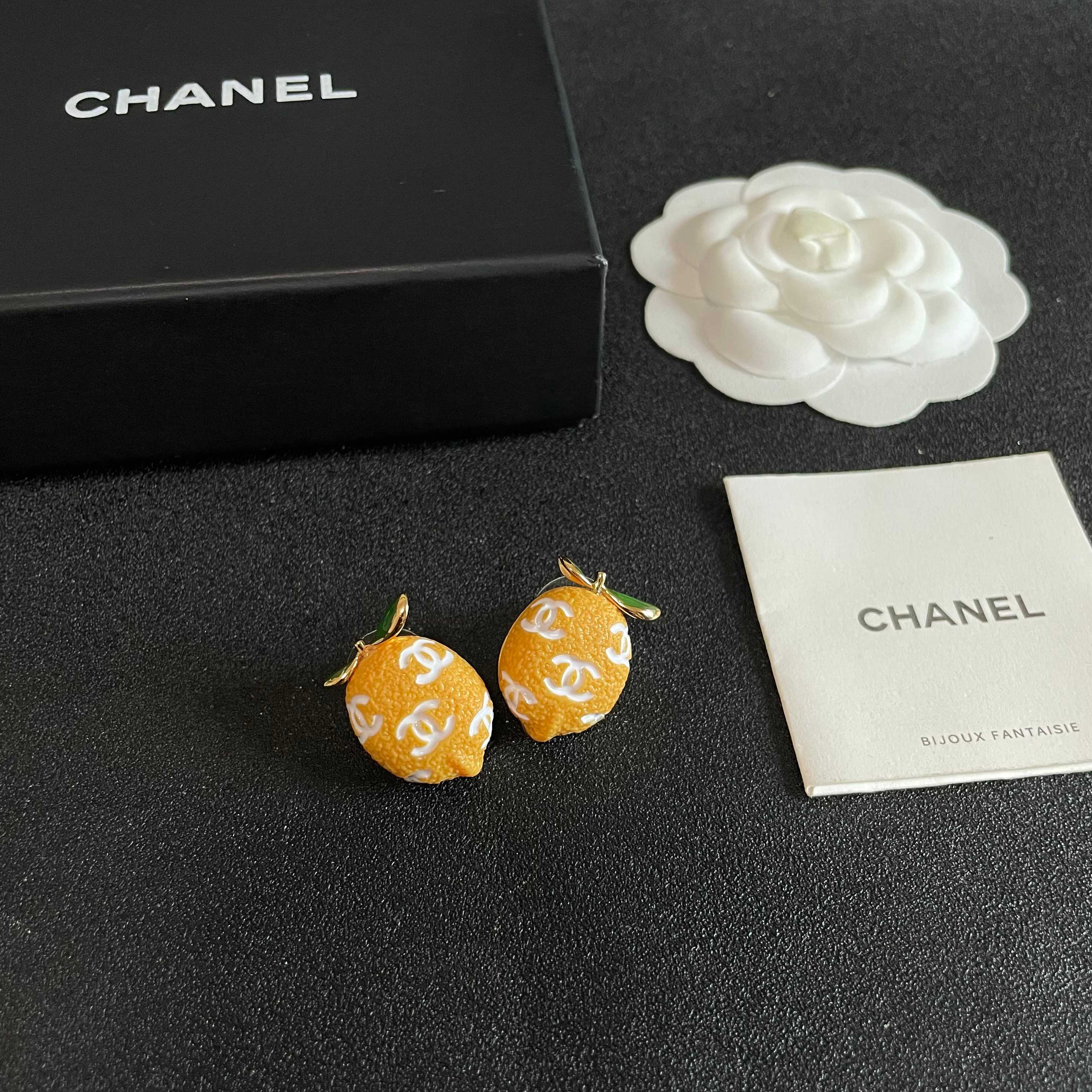 Chanel Haute Joaillerie Fine Jewelry Earrings Necklace Ring Ref 6