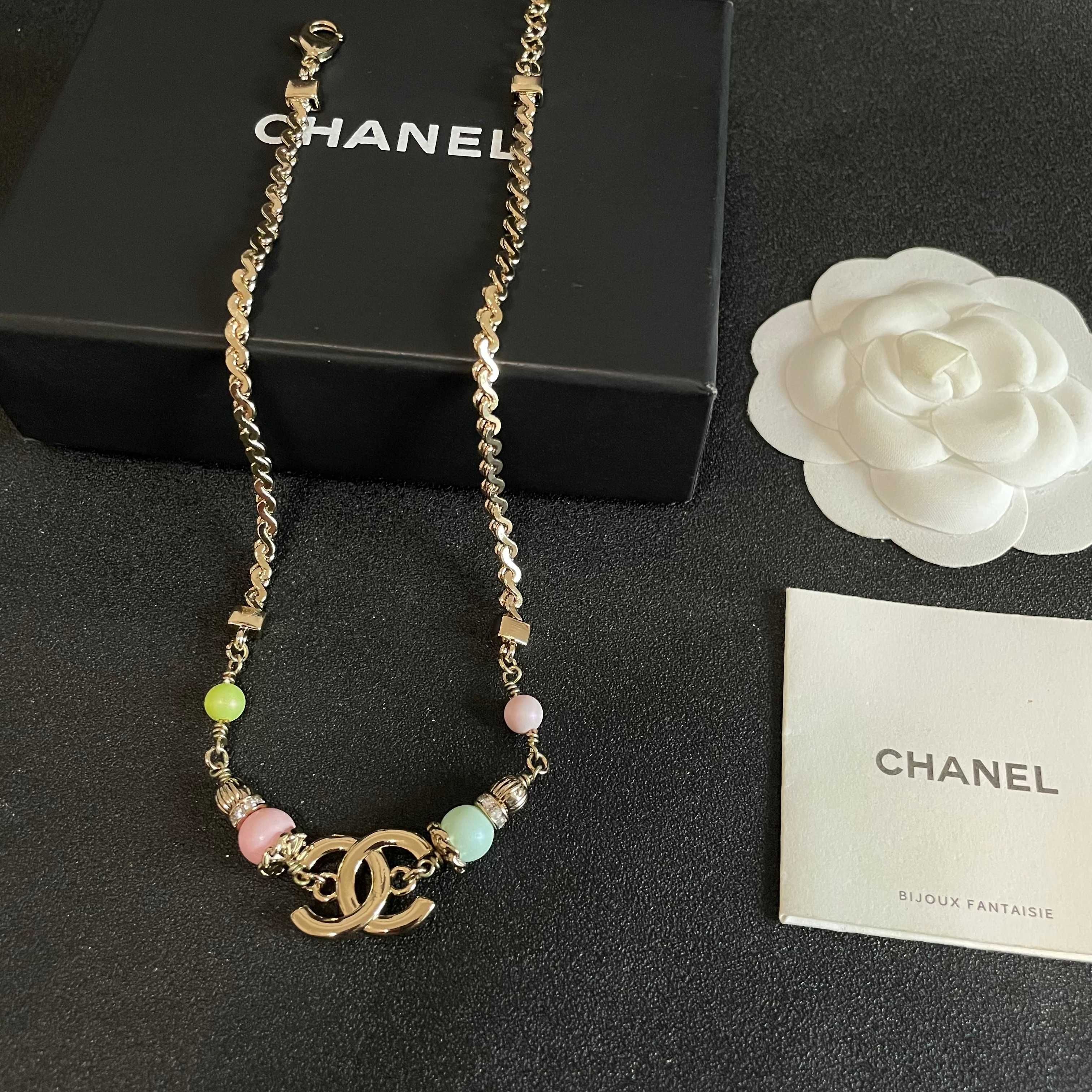 Chanel香奈儿 中古 项链👀小香家的款式真心无需多介绍😘🎶每一款都超好看，精致大方，非常显气质.