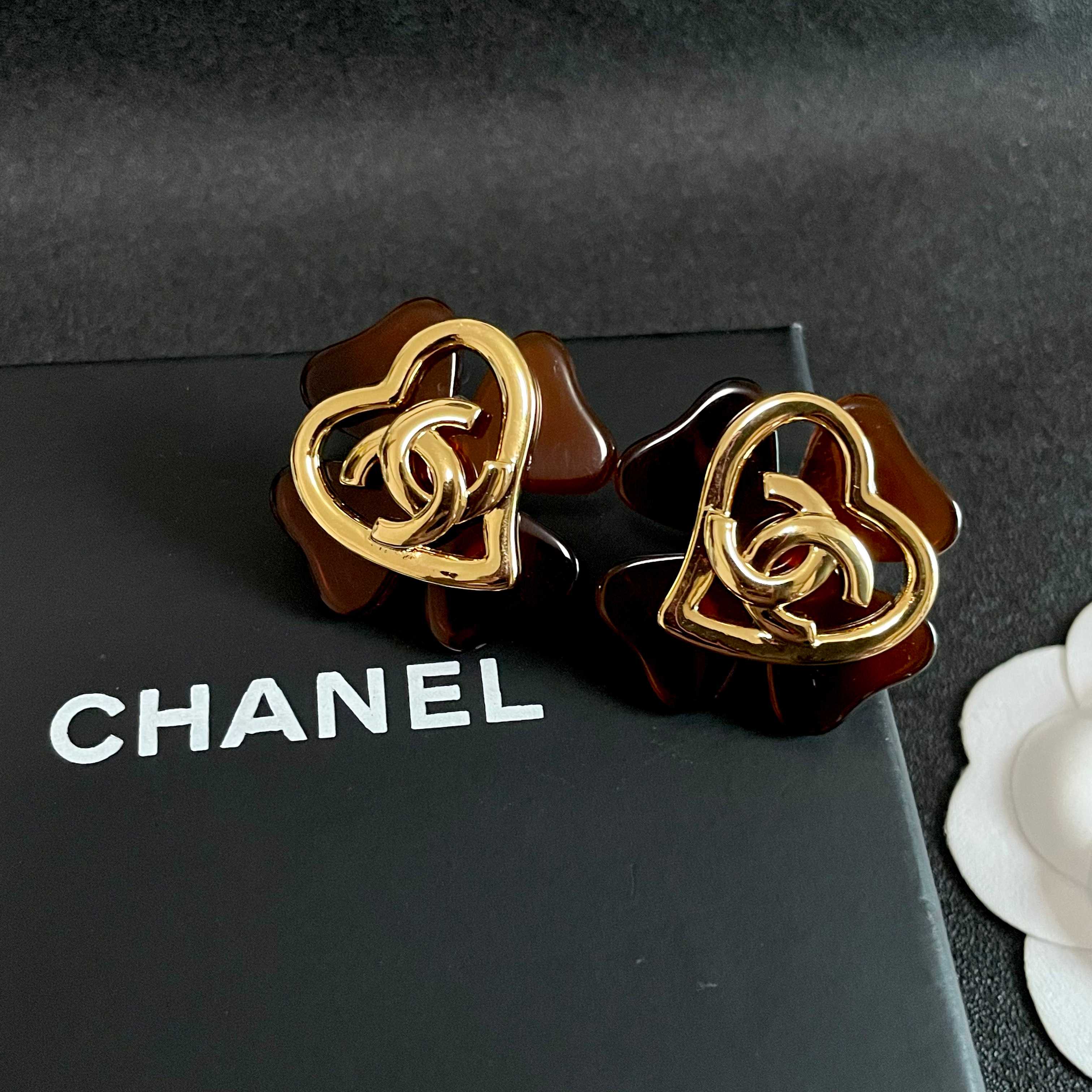 Chanel Haute Joaillerie Fine Jewelry Earrings Necklace Ring Ref.40E833D2 9