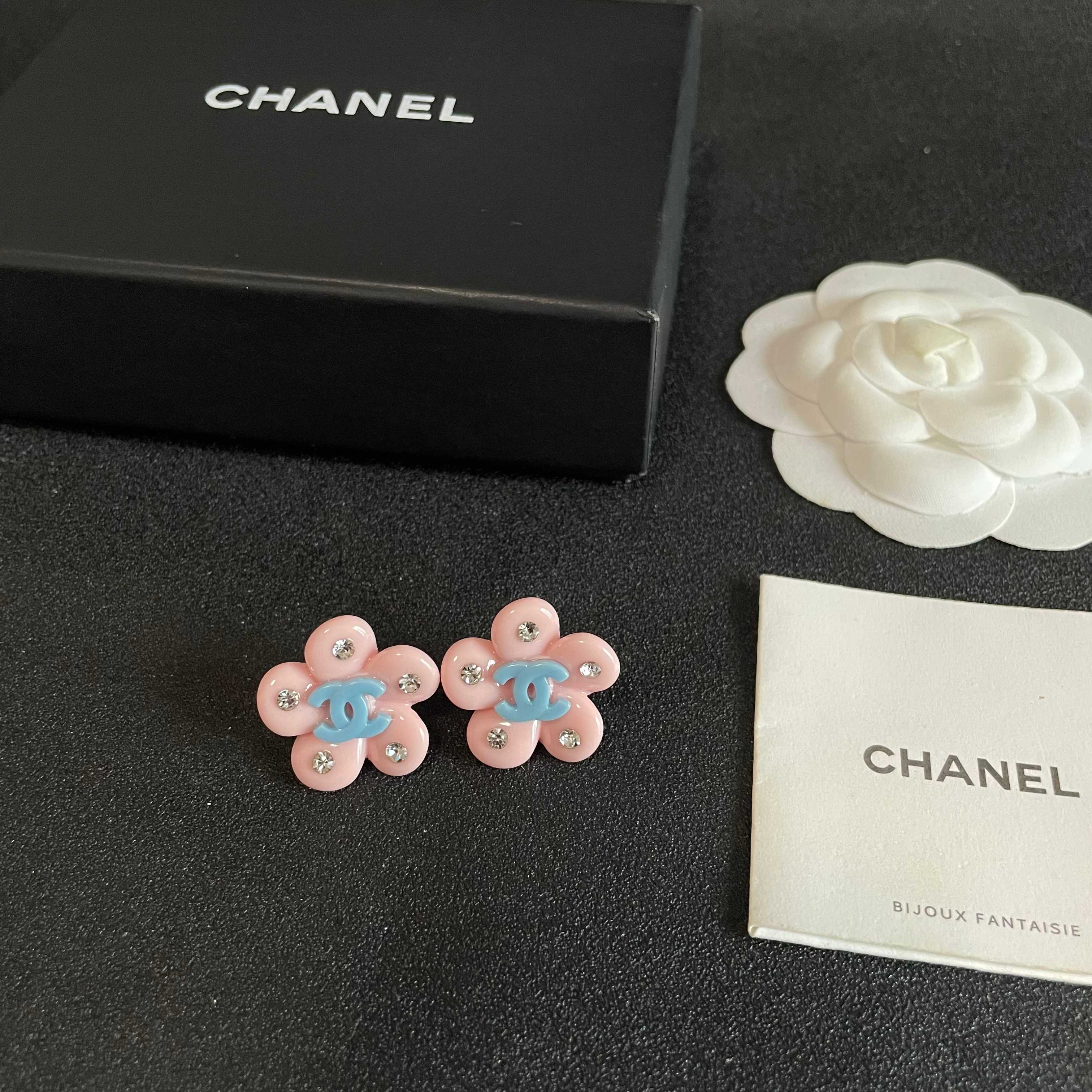 Chanel Haute Joaillerie Fine Jewelry Earrings Necklace Ring Ref.5F131FCB 5