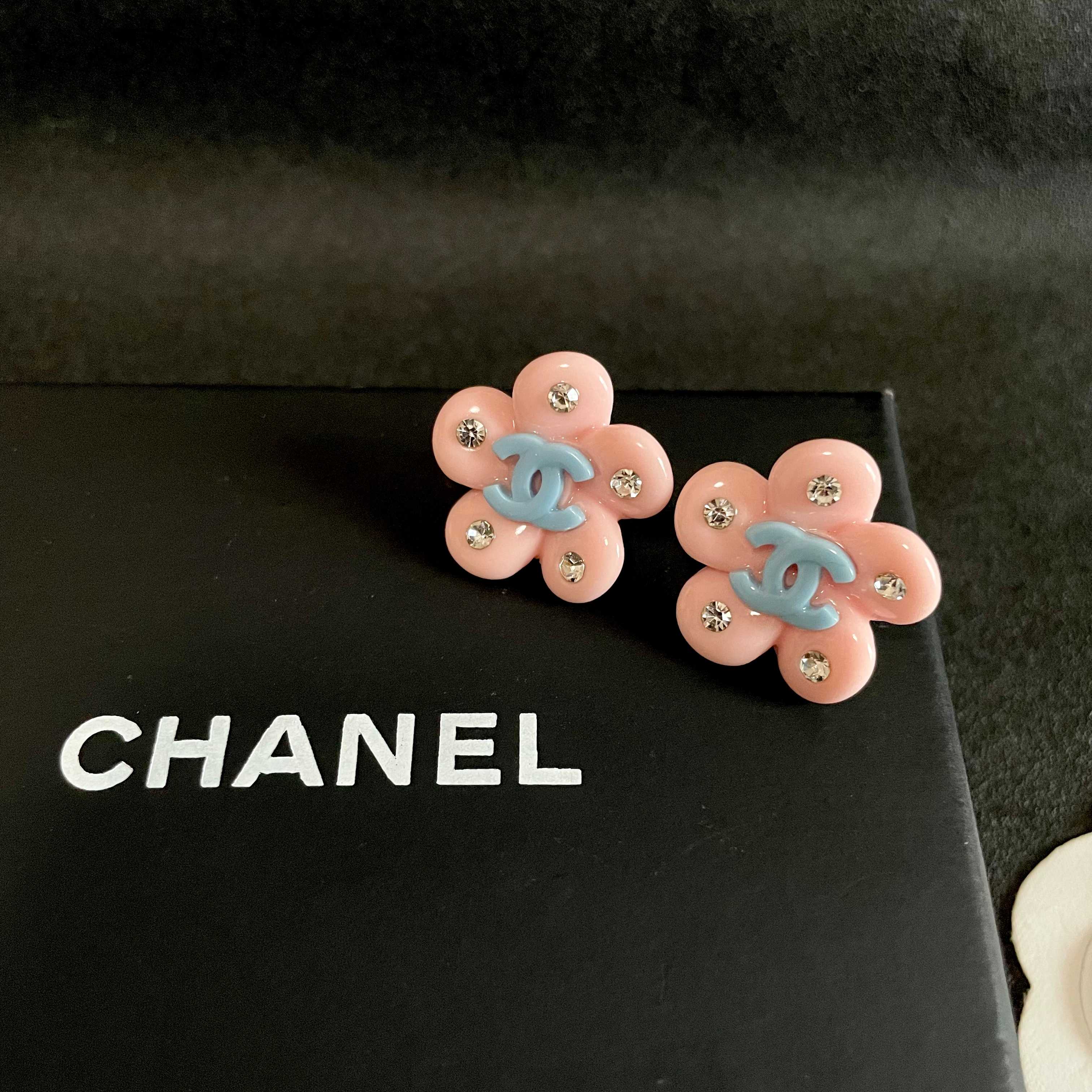 Chanel Haute Joaillerie Fine Jewelry Earrings Necklace Ring Ref.5F131FCB 9