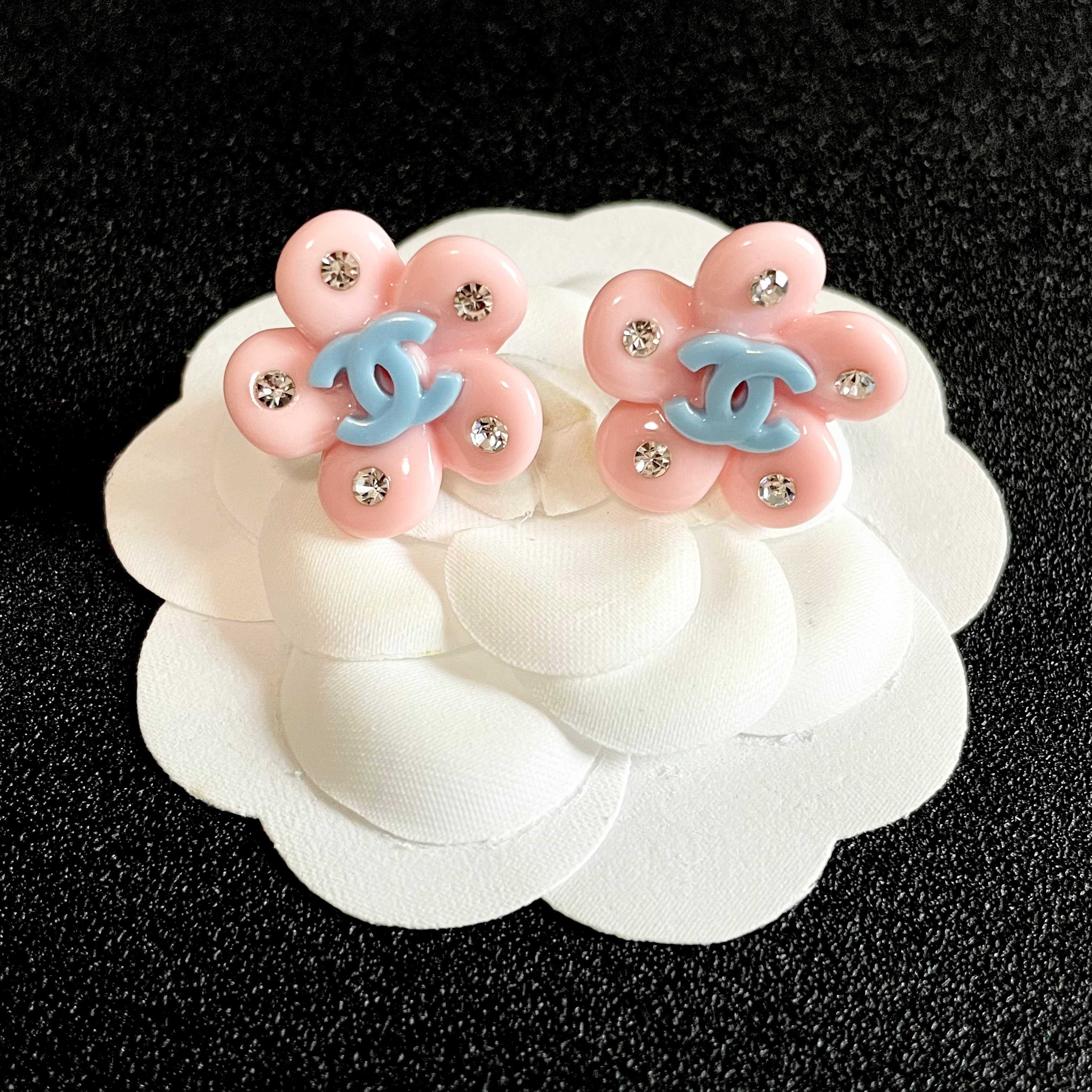 Chanel Haute Joaillerie Fine Jewelry Earrings Necklace Ring Ref.5F131FCB 8