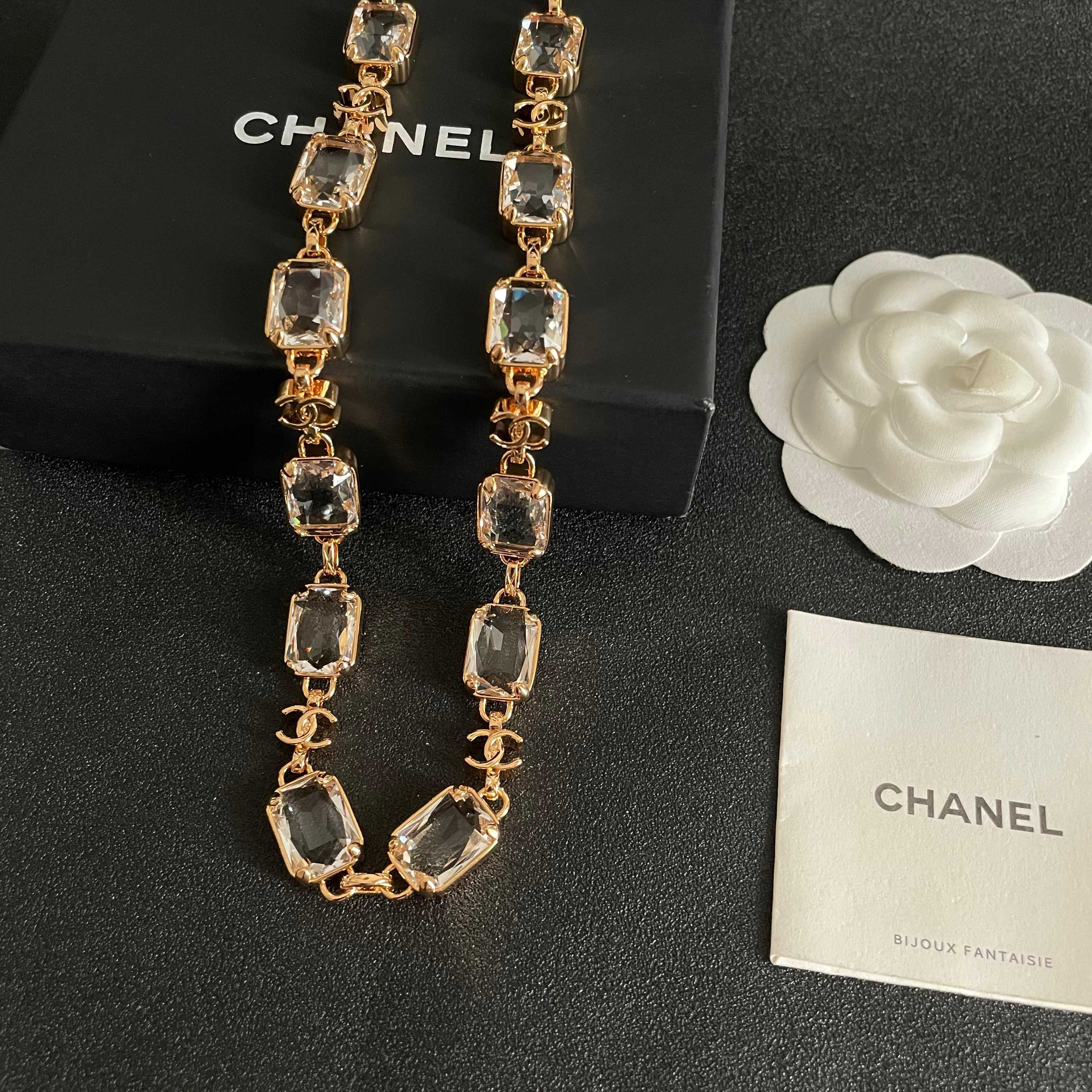 Chanel香奈儿 中古 项链👀小香家的款式真心无需多介绍😘🎶每一款都超好看，精致大方，非常显气质