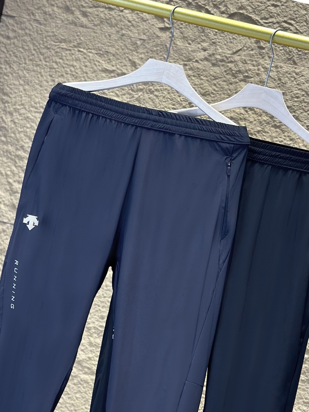 Alternative view of Pants 08450