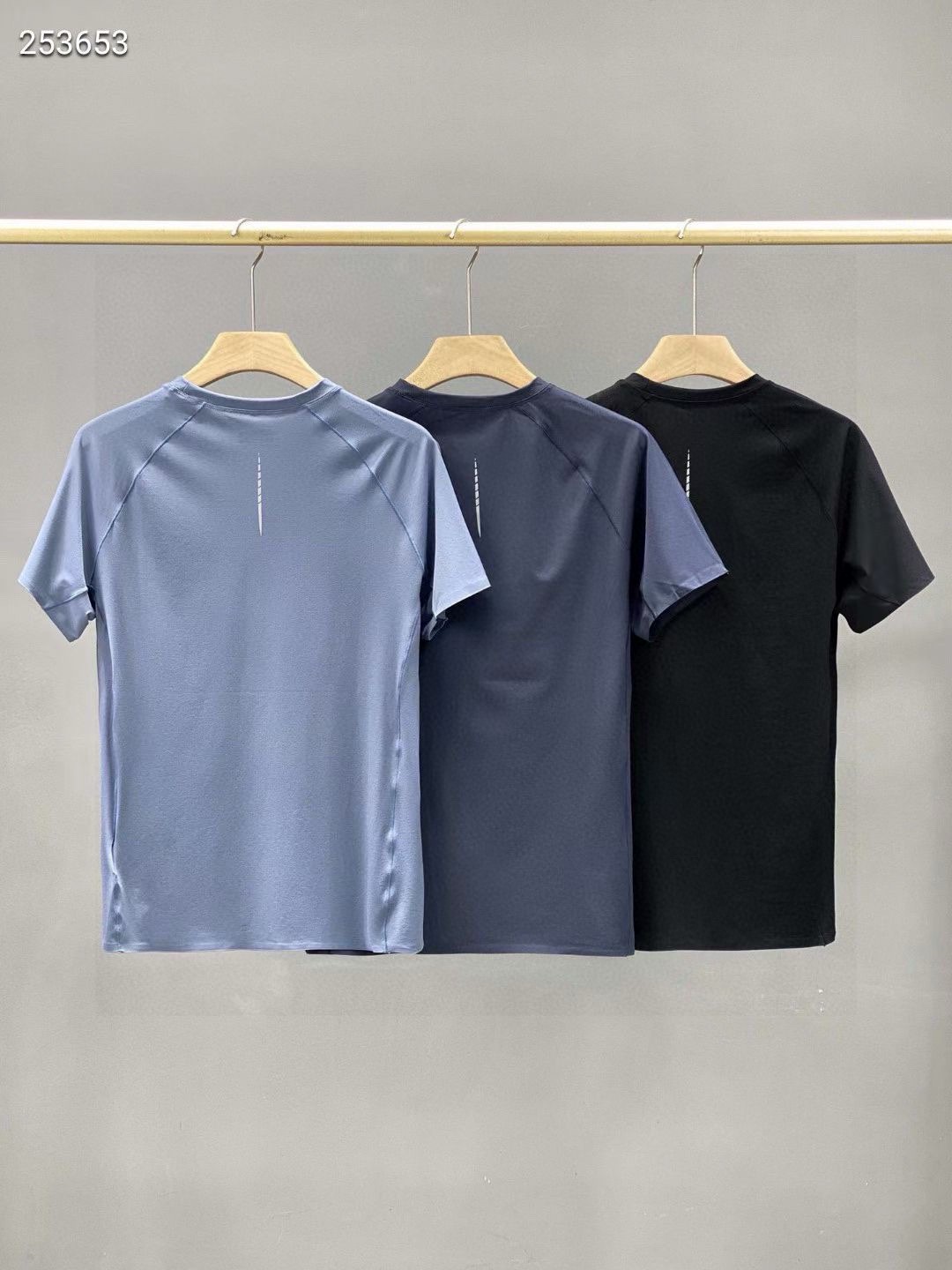 Alternative view of T-Shirt M100-115L115 05476