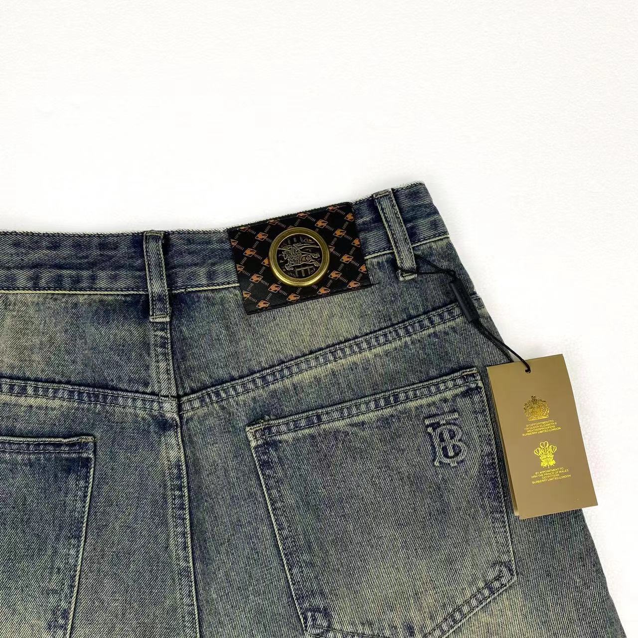 “Burberry Barbara 2024 Early Spring New Money Exclusive Broad-Legged Jeans High-End Edition” - 图片 5