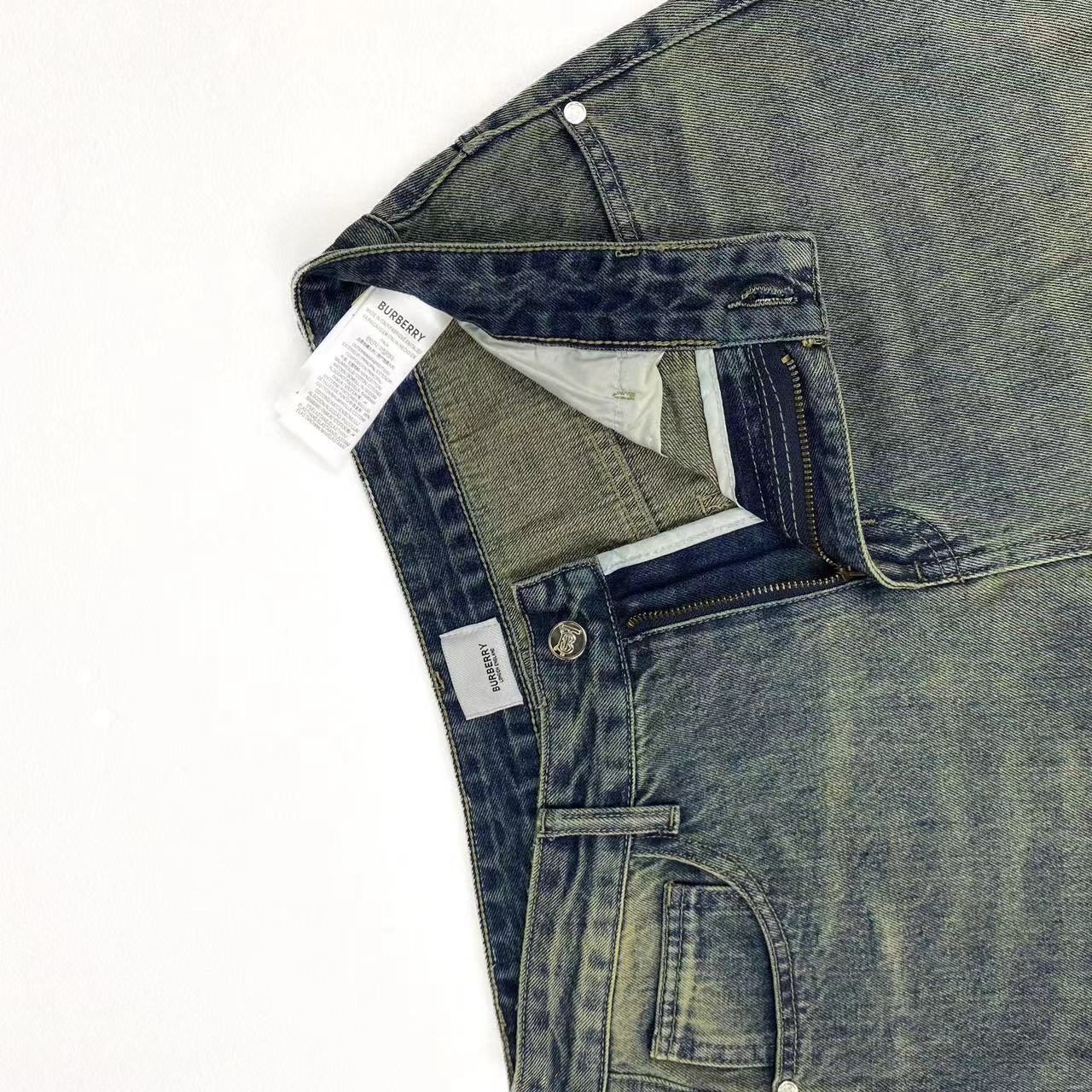 “Burberry Barbara 2024 Early Spring New Money Exclusive Broad-Legged Jeans High-End Edition” - 图片 8