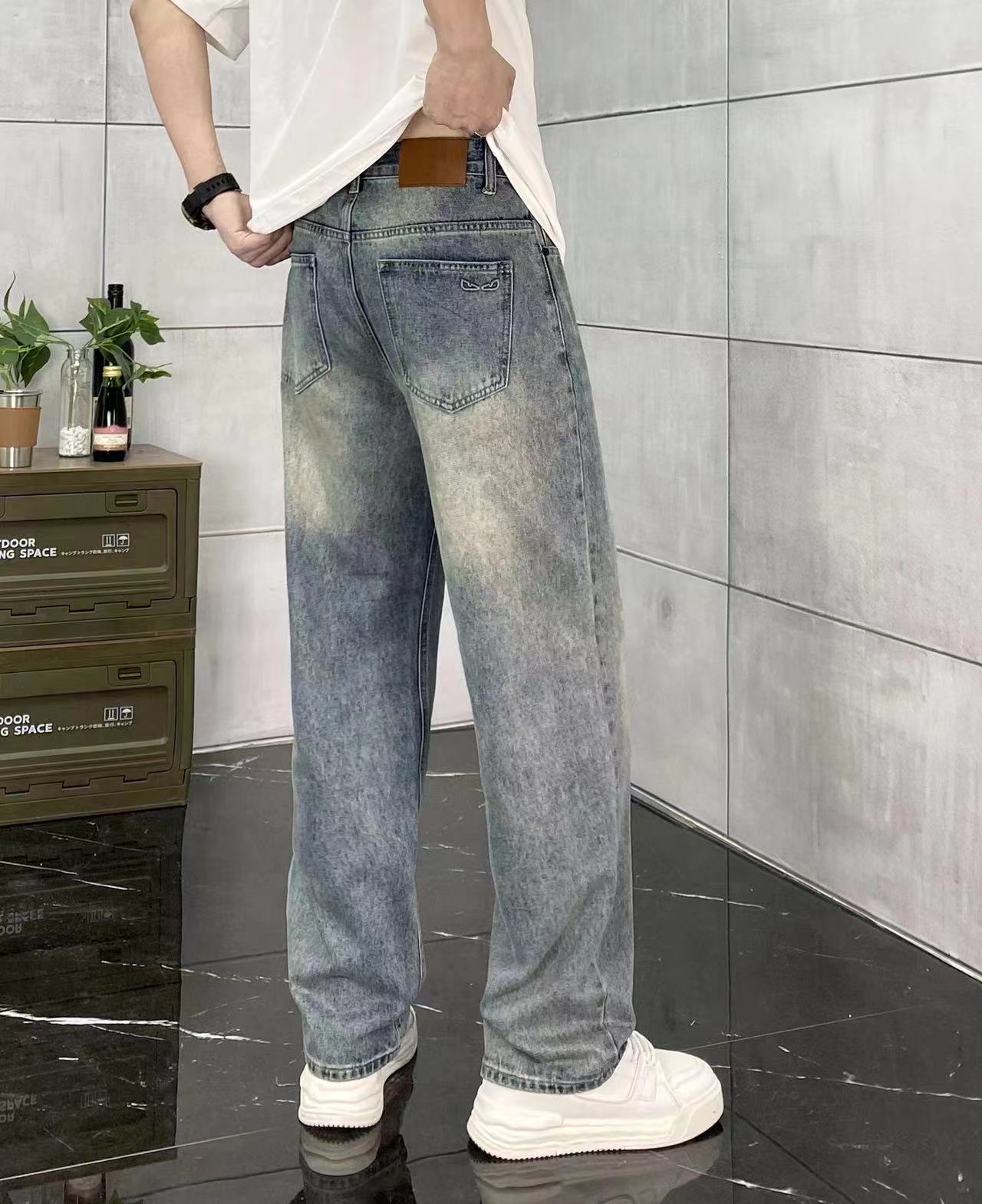 FENDI 2024 Men’s Spring Collection: Classic, Tailored Pants for a Warm Look - 图片 3