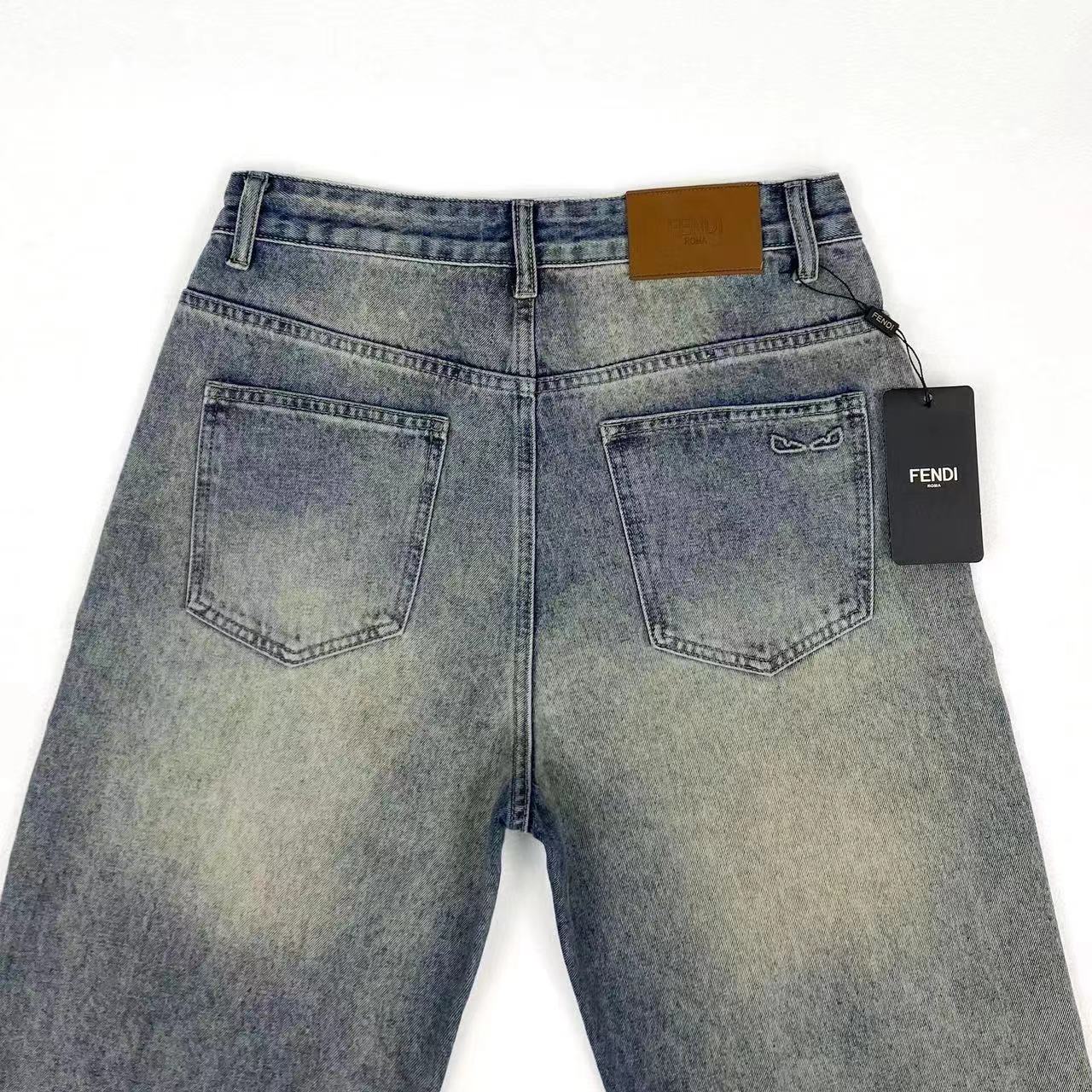 FENDI 2024 Men’s Spring Collection: Classic, Tailored Pants for a Warm Look - 图片 9