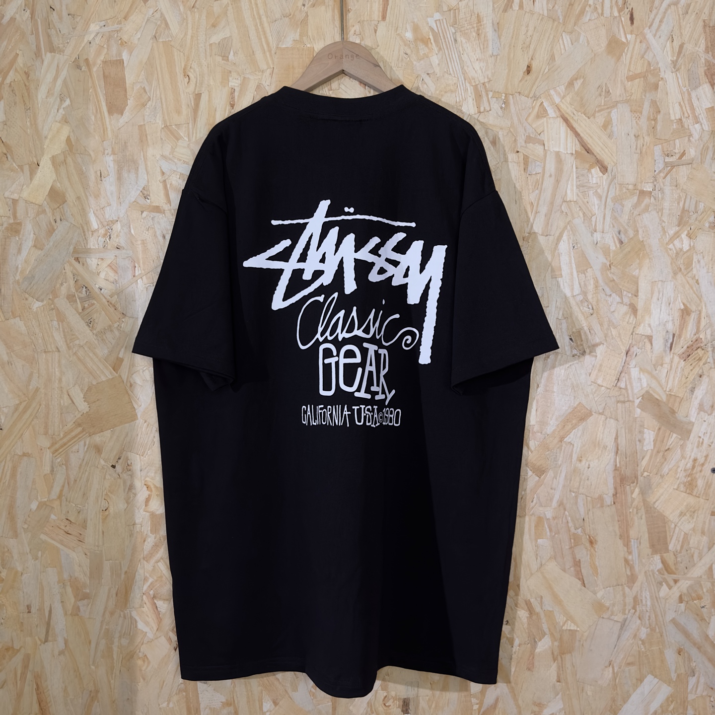 Alternative view of T-Shirt B009 11781