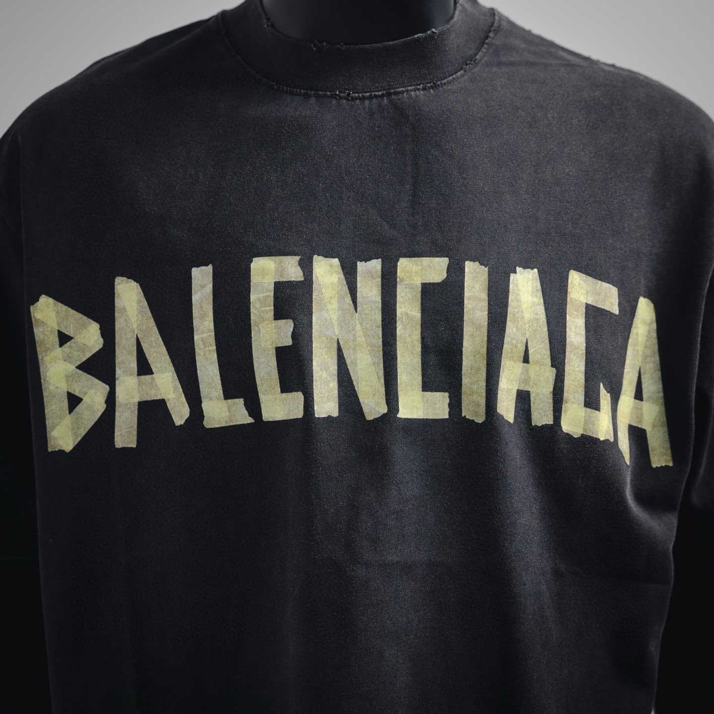 Balenciaga巴黎世家BLCG 胶带字母短袖T恤