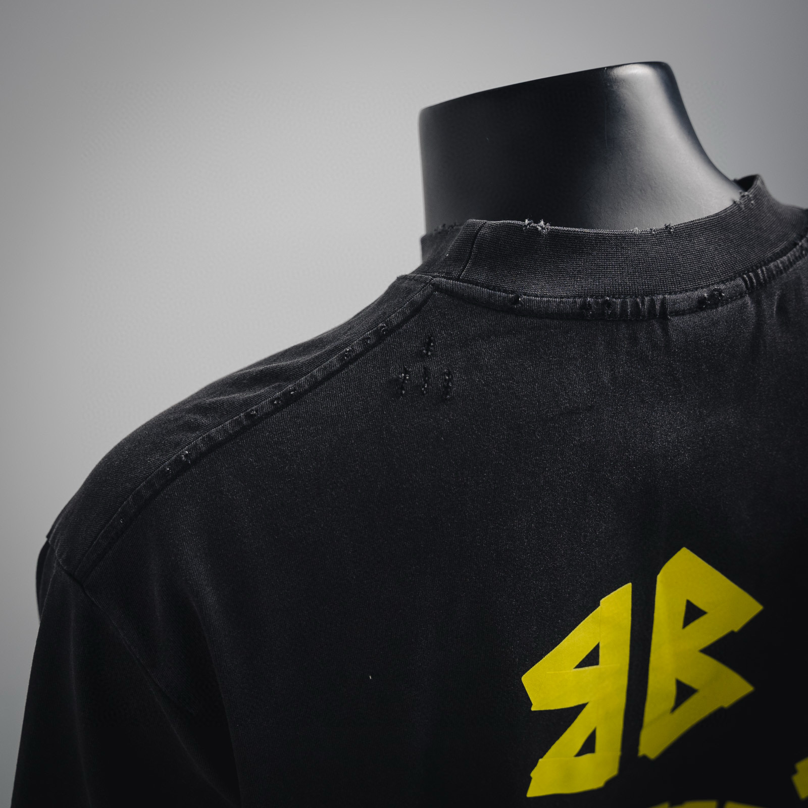 Balenciaga巴黎世家BLCG 胶带字母短袖T恤