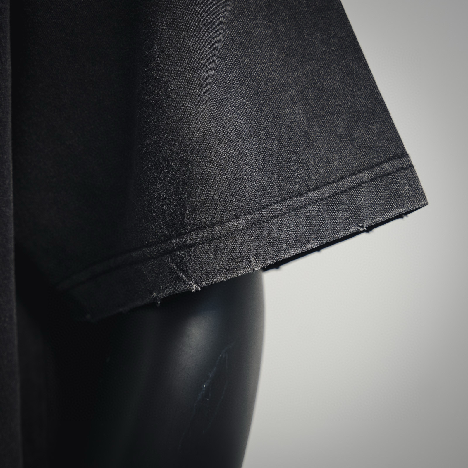 Balenciaga/巴黎世家 洗水工艺胶印胶带字母短袖T恤