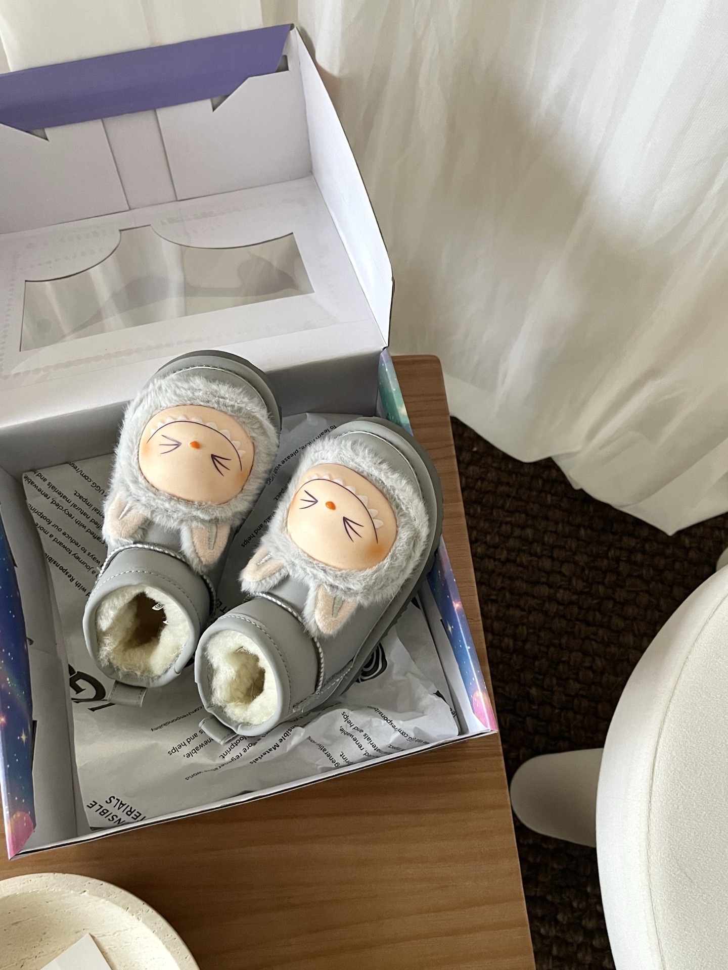 图片[6]-高版本 UGG 拉布布童鞋款 拉布布脸面+头层牛反绒面+羊毛内里+EVA大底 鞋面还原拉布布脸面，采用搪胶工艺，内里采用美利奴羊毛 尺码：25 27 29 31 33-选品中心