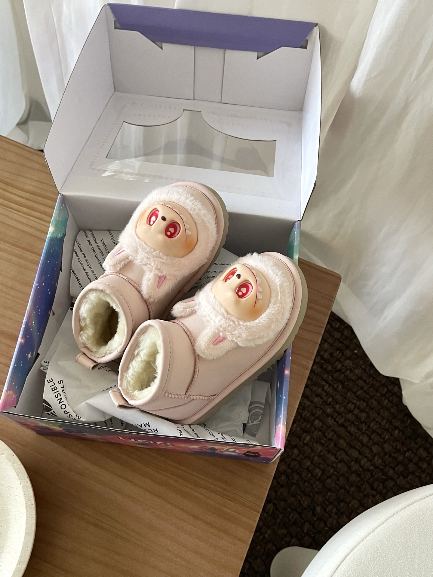 图片[6]-高版本 UGG 拉布布童鞋款 拉布布脸面+头层牛反绒面+羊毛内里+EVA大底 鞋面还原拉布布脸面，采用搪胶工艺，内里采用美利奴羊毛 尺码：25 27 29 31 33-选品中心