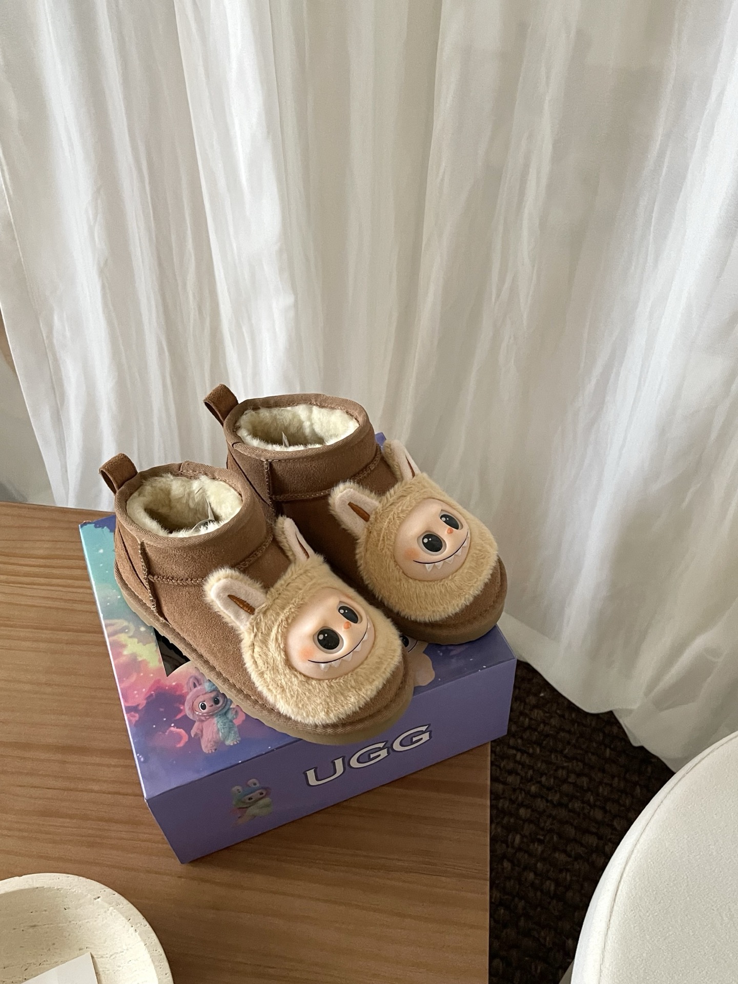 图片[4]-高版本 UGG 拉布布童鞋款 拉布布脸面+头层牛反绒面+羊毛内里+EVA大底 鞋面还原拉布布脸面，采用搪胶工艺，内里采用美利奴羊毛 尺码：25 27 29 31 33-选品中心