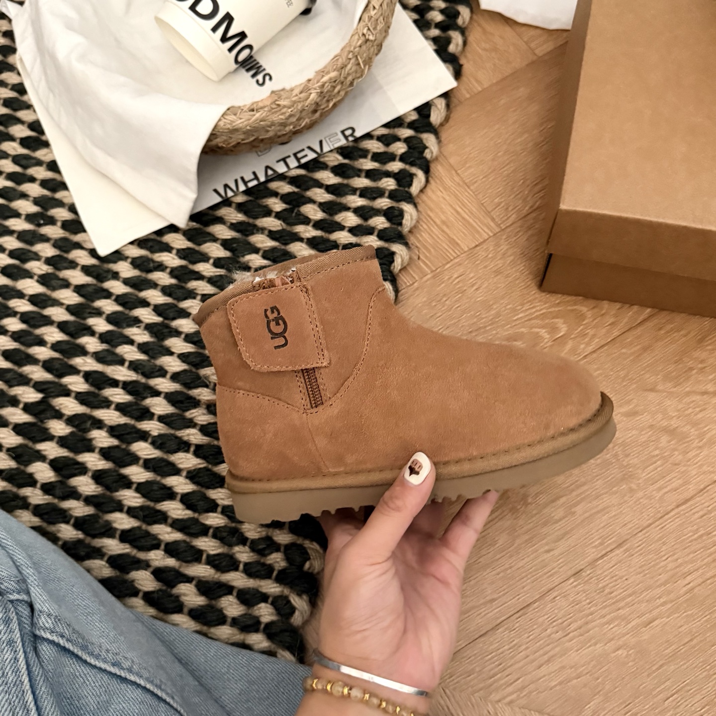 高版本 UGG 小耳朵切尔西童鞋雪地靴 头层真牛反+羊毛内里+EVA大底 采用侧拉链设计穿脱更方便，纯羊毛内里亲肤舒适聚温暖 尺码：25 27 29 31 33-选品中心