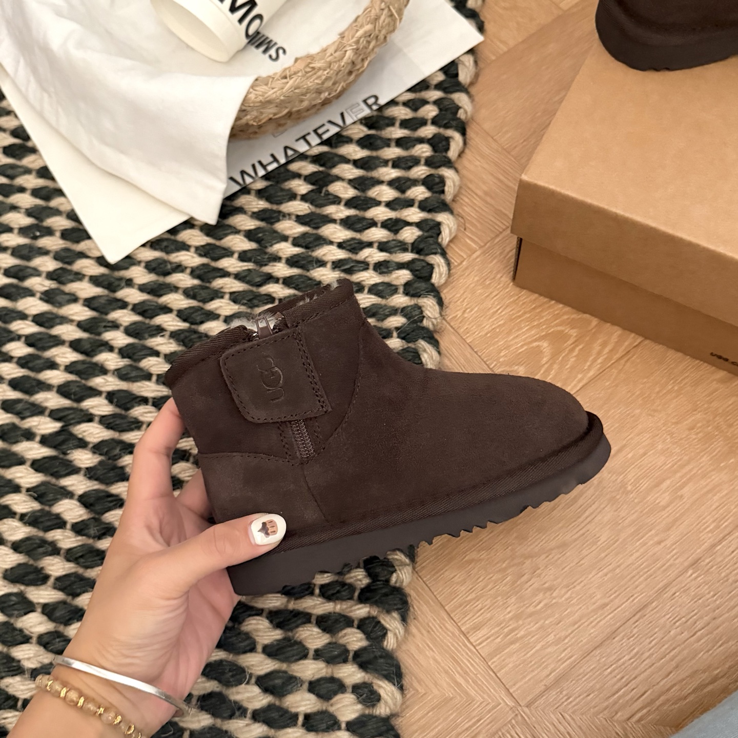 图片[5]-高版本 UGG 小耳朵切尔西童鞋雪地靴 头层真牛反+羊毛内里+EVA大底 采用侧拉链设计穿脱更方便，纯羊毛内里亲肤舒适聚温暖 尺码：25 27 29 31 33-选品中心