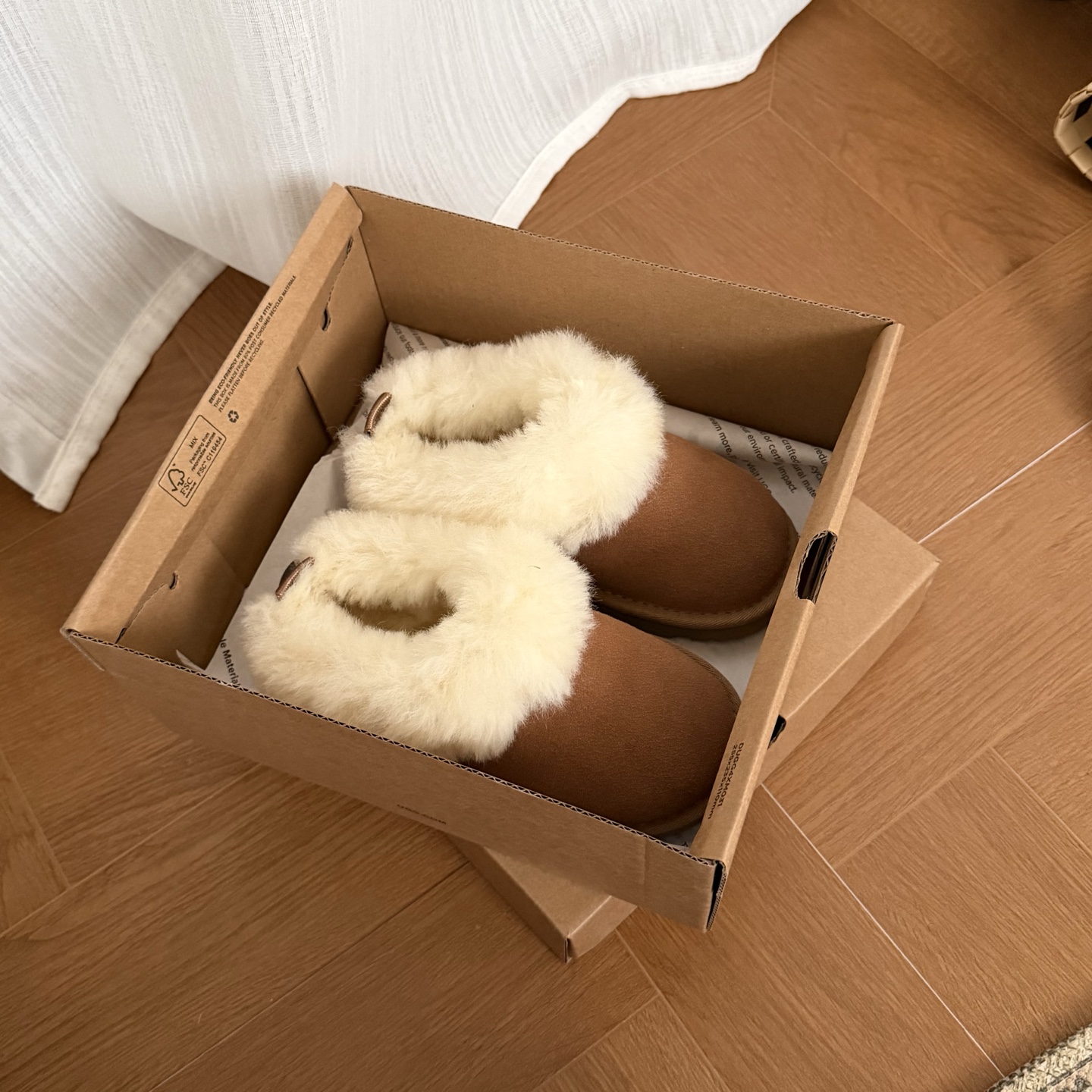 图片[5]-高版本 UGG 塔茨勒童鞋雪地靴 头层牛反绒面+羊毛内里+EVA大底 软软糯糯，又暖又萌，10mm羊毛，毛绒绒超可爱 尺码：25 27 29 31 33-选品中心