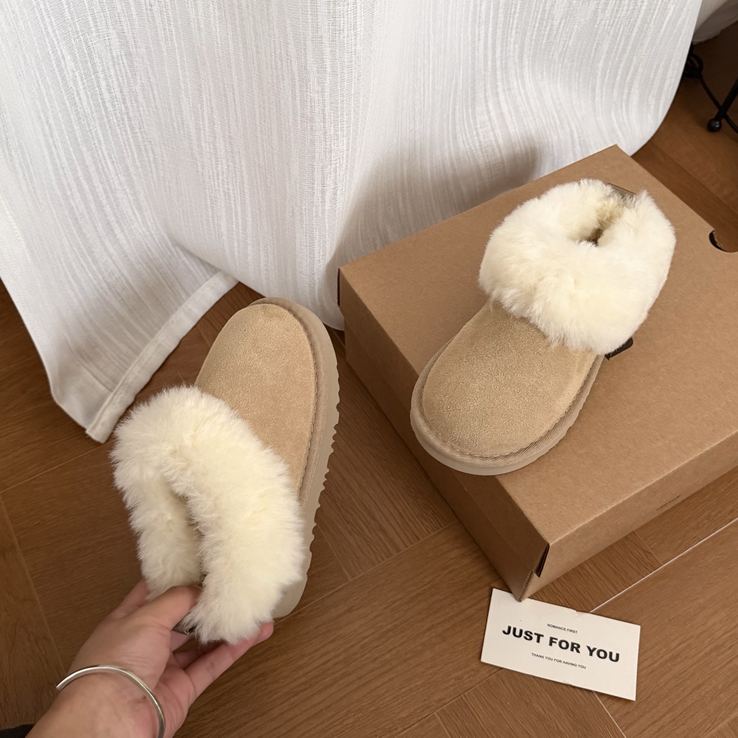 图片[6]-高版本 UGG 塔茨勒童鞋雪地靴 头层牛反绒面+羊毛内里+EVA大底 软软糯糯，又暖又萌，10mm羊毛，毛绒绒超可爱 尺码：25 27 29 31 33-选品中心