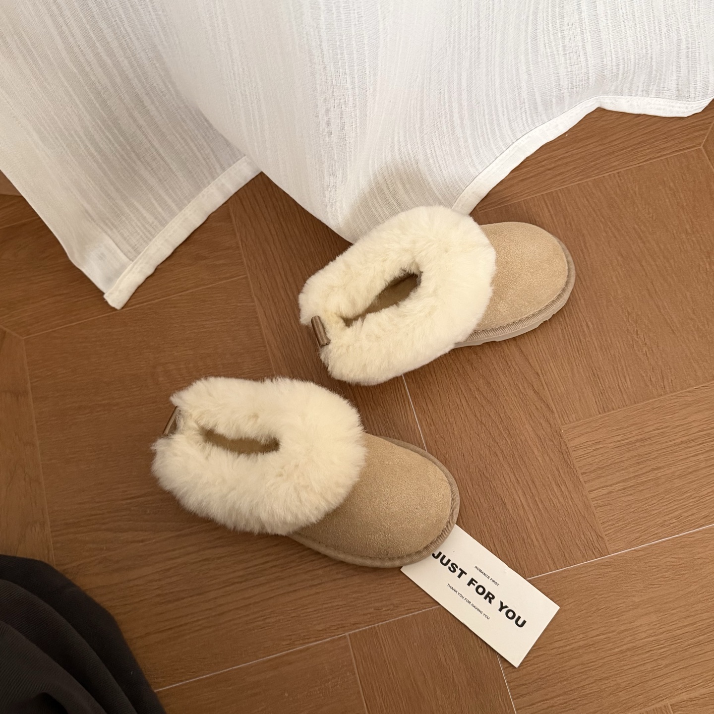 图片[5]-高版本 UGG 塔茨勒童鞋雪地靴 头层牛反绒面+羊毛内里+EVA大底 软软糯糯，又暖又萌，10mm羊毛，毛绒绒超可爱 尺码：25 27 29 31 33-选品中心