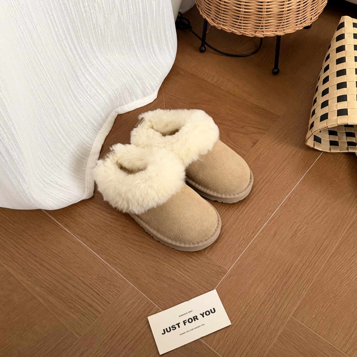 图片[4]-高版本 UGG 塔茨勒童鞋雪地靴 头层牛反绒面+羊毛内里+EVA大底 软软糯糯，又暖又萌，10mm羊毛，毛绒绒超可爱 尺码：25 27 29 31 33-选品中心