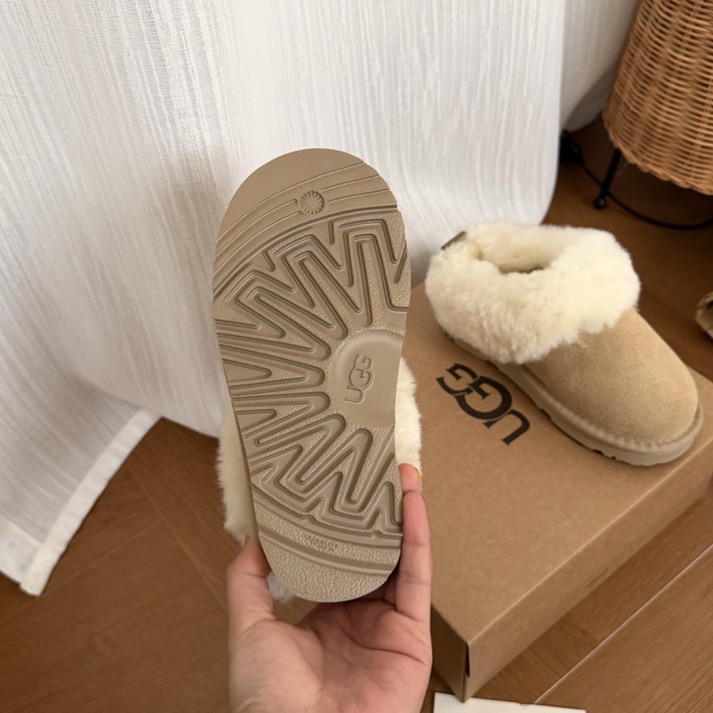 图片[7]-高版本 UGG 塔茨勒童鞋雪地靴 头层牛反绒面+羊毛内里+EVA大底 软软糯糯，又暖又萌，10mm羊毛，毛绒绒超可爱 尺码：25 27 29 31 33-选品中心