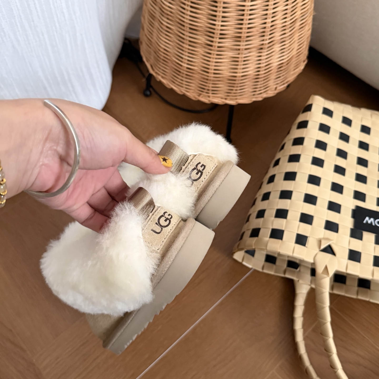 图片[3]-高版本 UGG 塔茨勒童鞋雪地靴 头层牛反绒面+羊毛内里+EVA大底 软软糯糯，又暖又萌，10mm羊毛，毛绒绒超可爱 尺码：25 27 29 31 33-选品中心