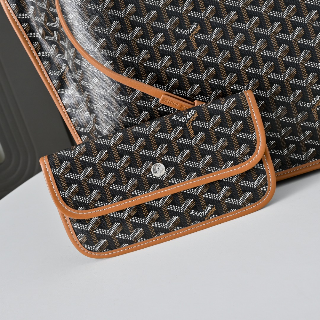 【工厂直销】双面大号对版升级版。❤️goyard（戈雅）经多次研究与改良，不断提升面料与皮质，全方位独家