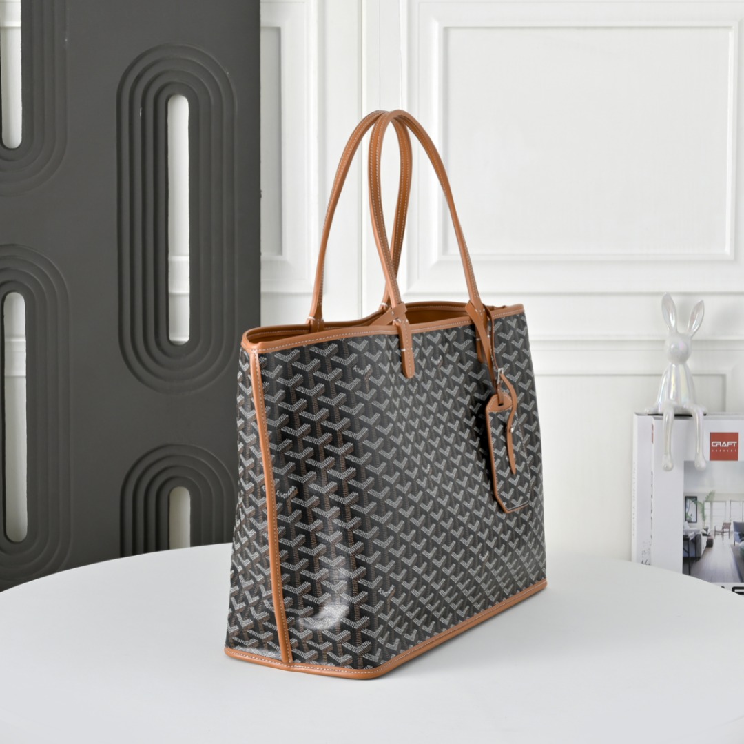 【工厂直销】双面大号对版升级版。❤️goyard（戈雅）经多次研究与改良，不断提升面料与皮质，全方位独家
