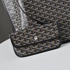 【工厂直销】双面大号对版升级版。❤️goyard(戈雅)经多次研究与改良,不断提升面料与皮质,全方位独家 【工厂直销】双面大号对版升级版。❤️goyard(戈雅)经多次研究与改良,不断提升面料与皮质,全方位独家