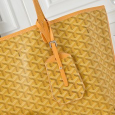 【工厂直销】双面中号对版升级版。❤️goyard(戈雅)经多次研究与改良,不断提升面料与皮质,全方位独家 【工厂直销】双面中号对版升级版。❤️goyard(戈雅)经多次研究与改良,不断提升面料与皮质,全方位独家