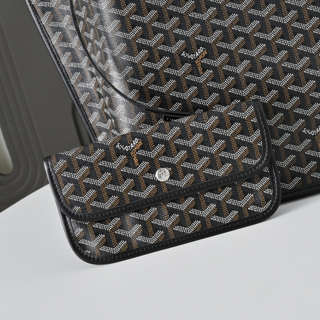 【工厂直销】双面中号对版升级版。❤️goyard(戈雅)经多次研究与改良,不断提升面料与皮质,全方位独家 【工厂直销】双面中号对版升级版。❤️goyard(戈雅)经多次研究与改良,不断提升面料与皮质,全方位独家