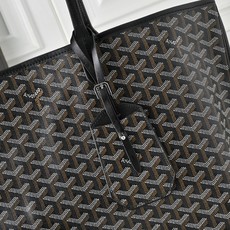 【工厂直销】双面中号对版升级版。❤️goyard(戈雅)经多次研究与改良,不断提升面料与皮质,全方位独家 【工厂直销】双面中号对版升级版。❤️goyard(戈雅)经多次研究与改良,不断提升面料与皮质,全方位独家